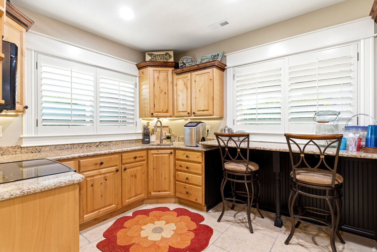 WINDSOR FARMS - Residential