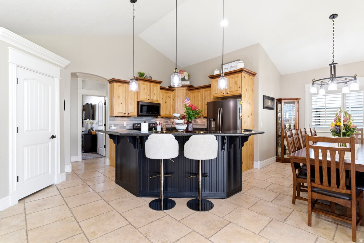 WINDSOR FARMS - Residential