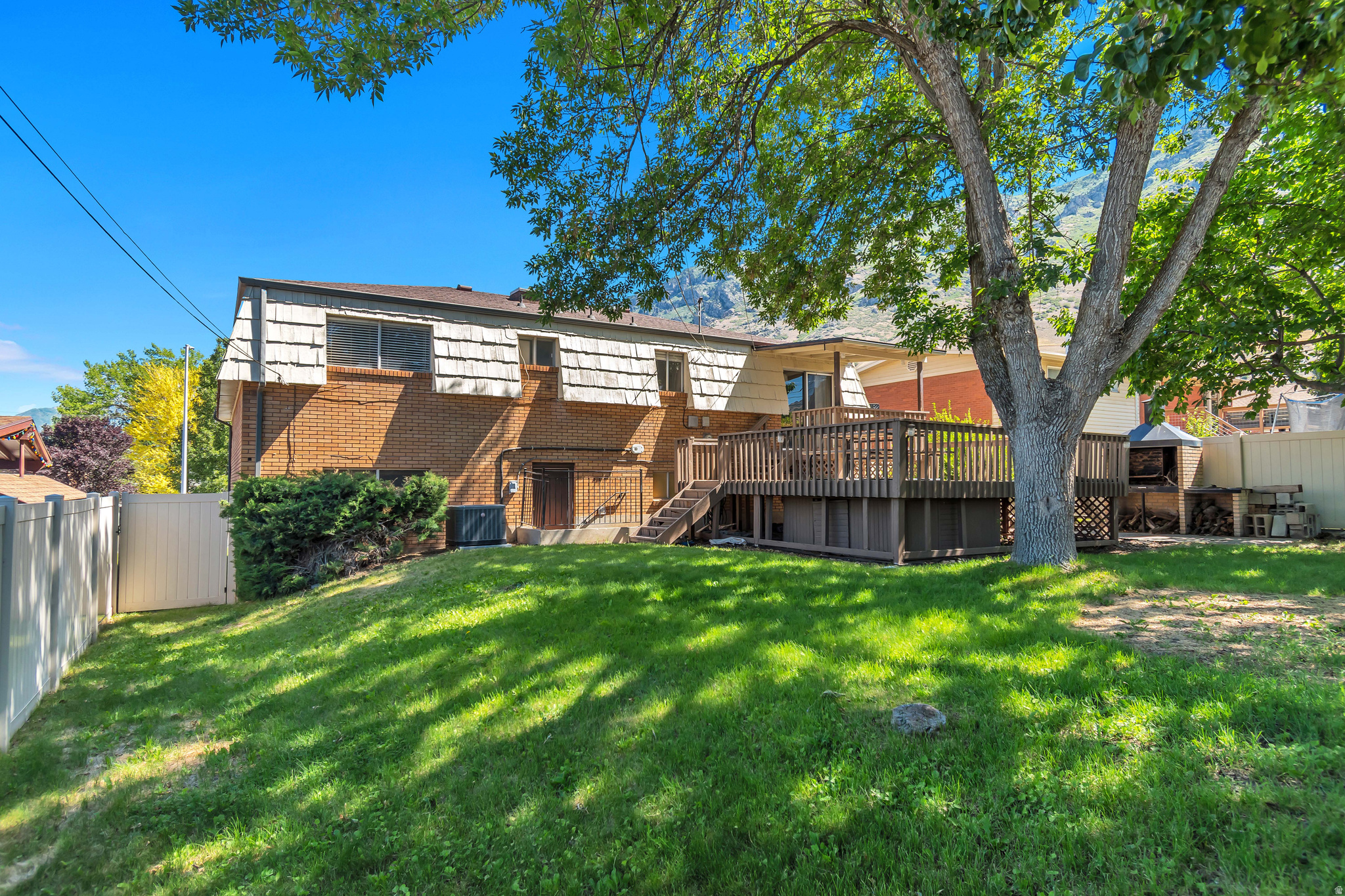 HIGHLAND TERRACE - Residential