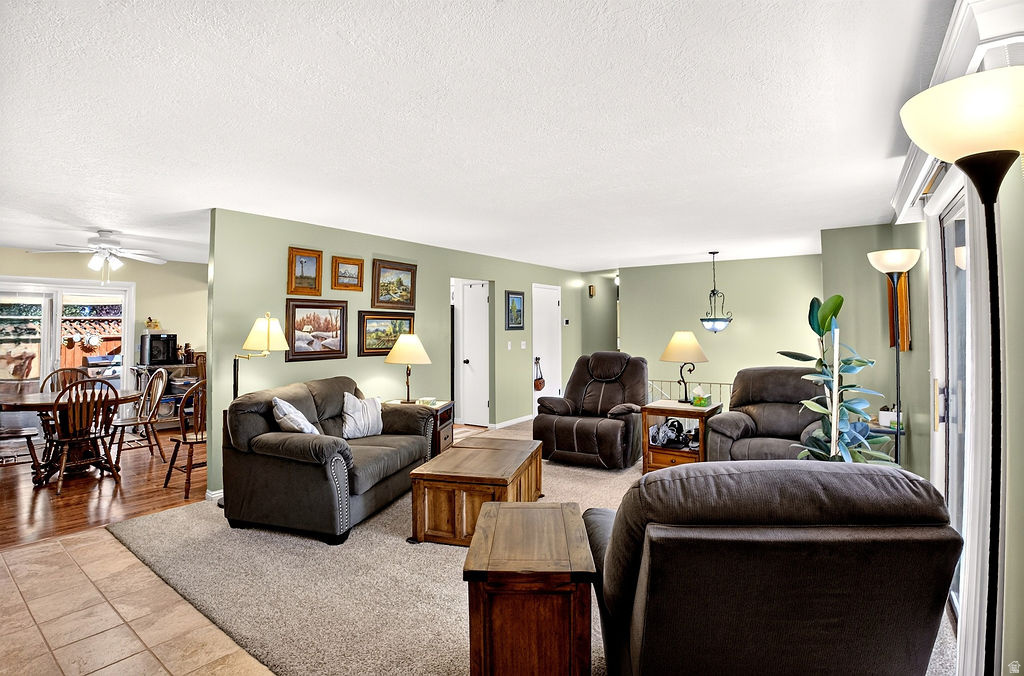 FAIRWAY ESTATES 4TH ADDN - Residential