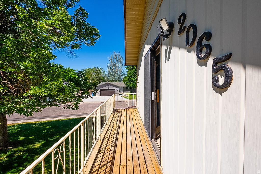 FAIRWAY ESTATES 4TH ADDN - Residential