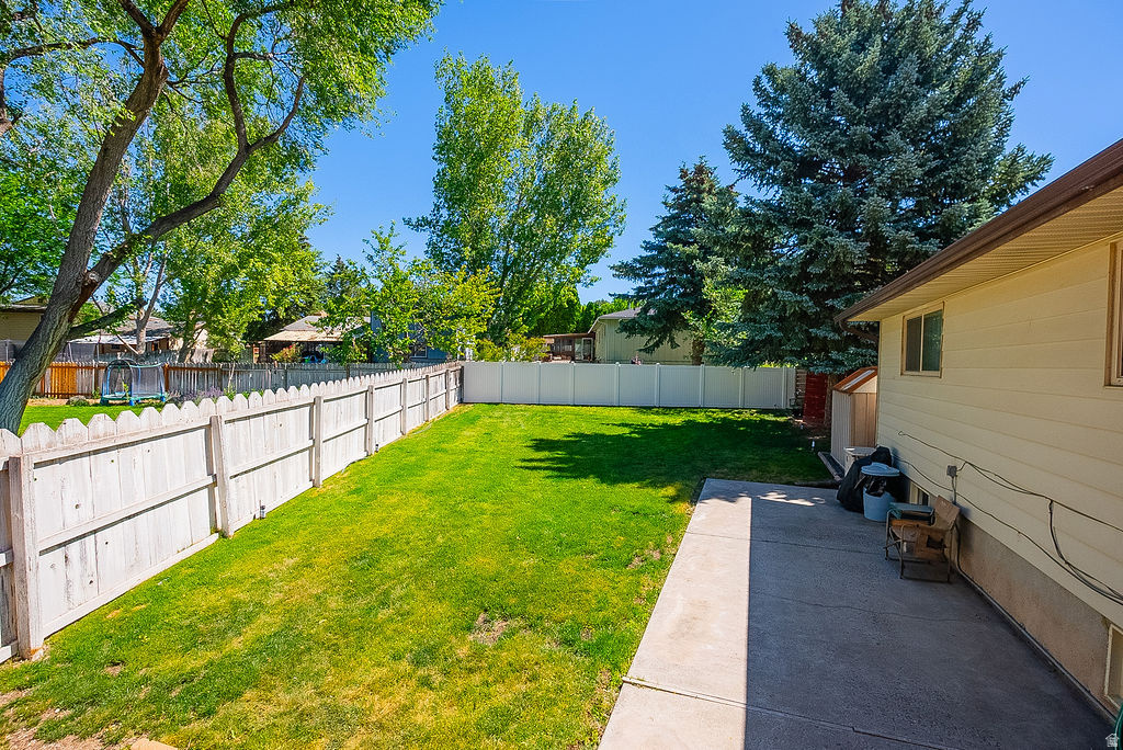 FAIRWAY ESTATES 4TH ADDN - Residential