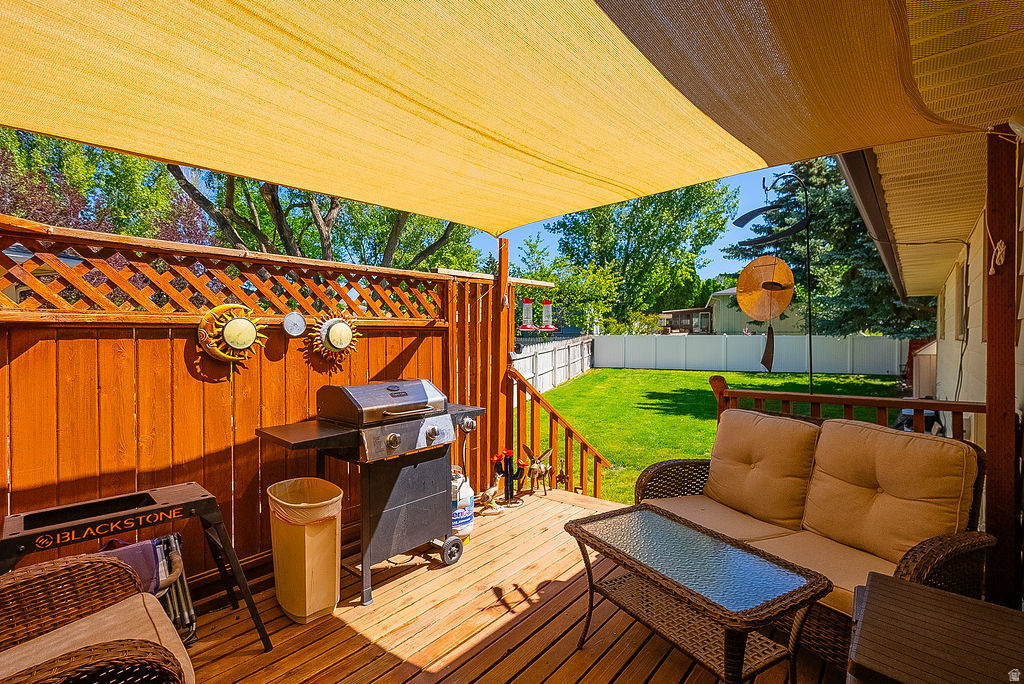FAIRWAY ESTATES 4TH ADDN - Residential