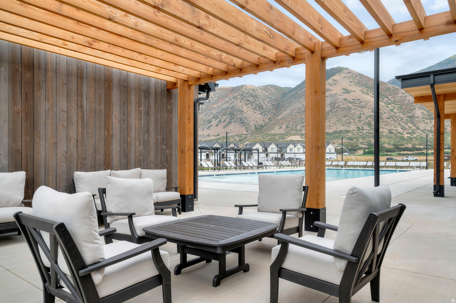 VIRIDIAN - Residential
