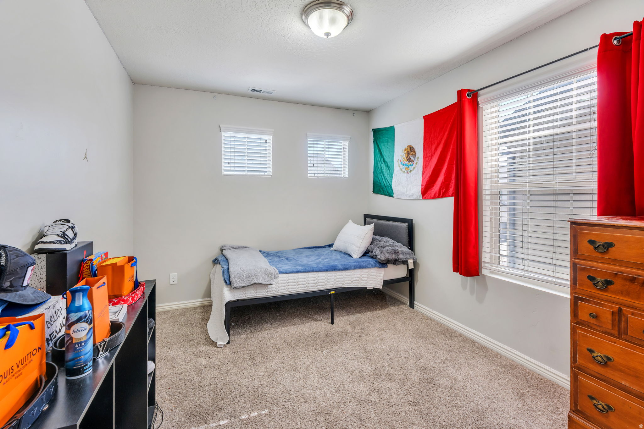 MAPLE MOUNTAIN TOWNH - Residential
