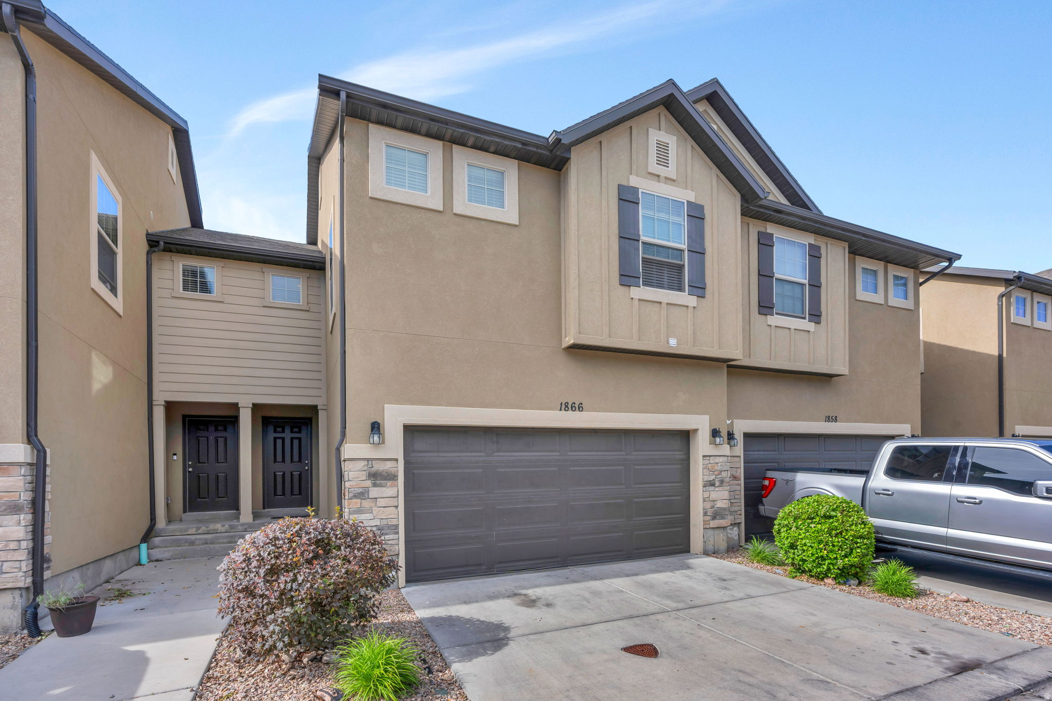 MAPLE MOUNTAIN TOWNH - Residential
