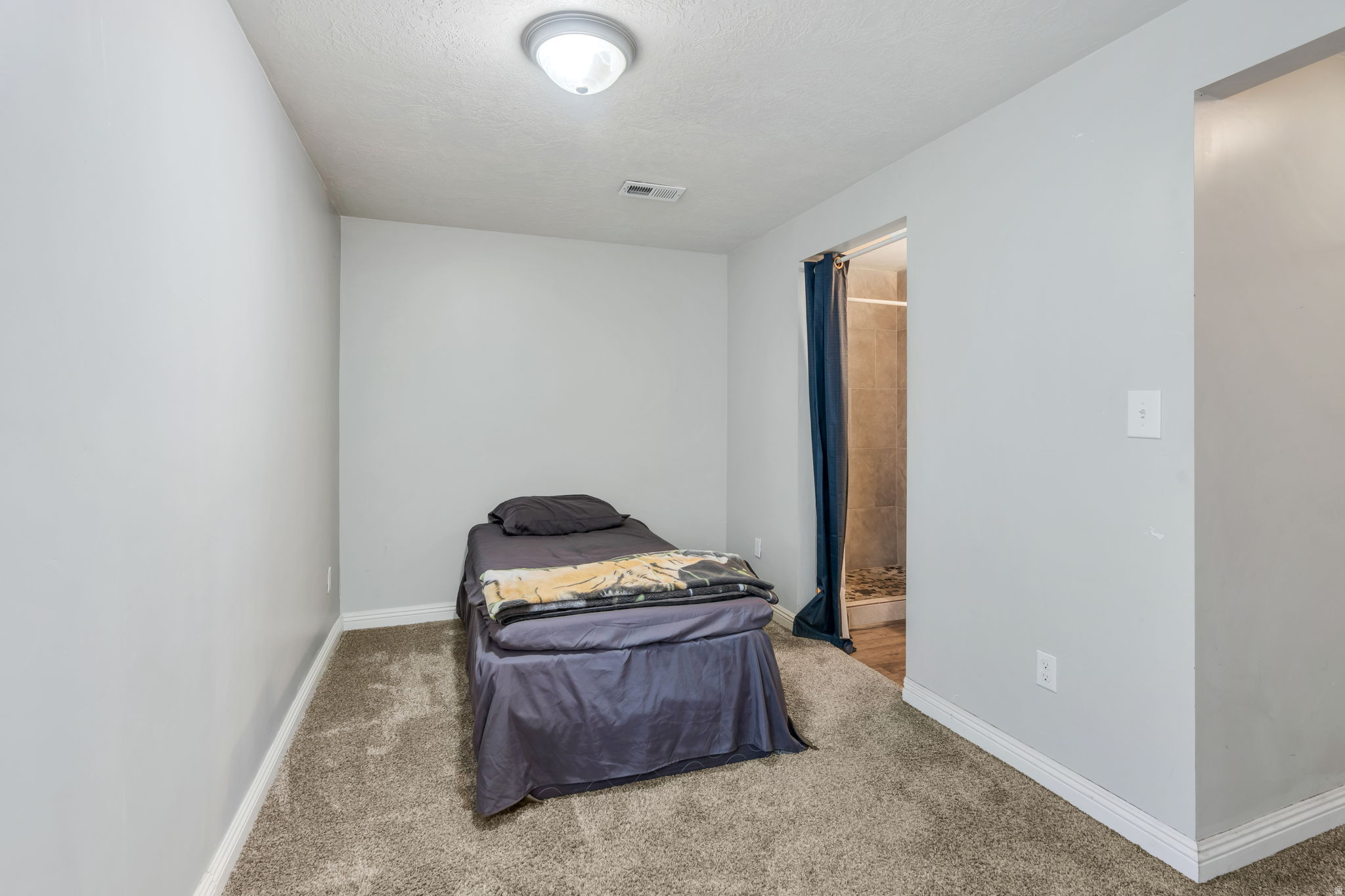 MAPLE MOUNTAIN TOWNH - Residential