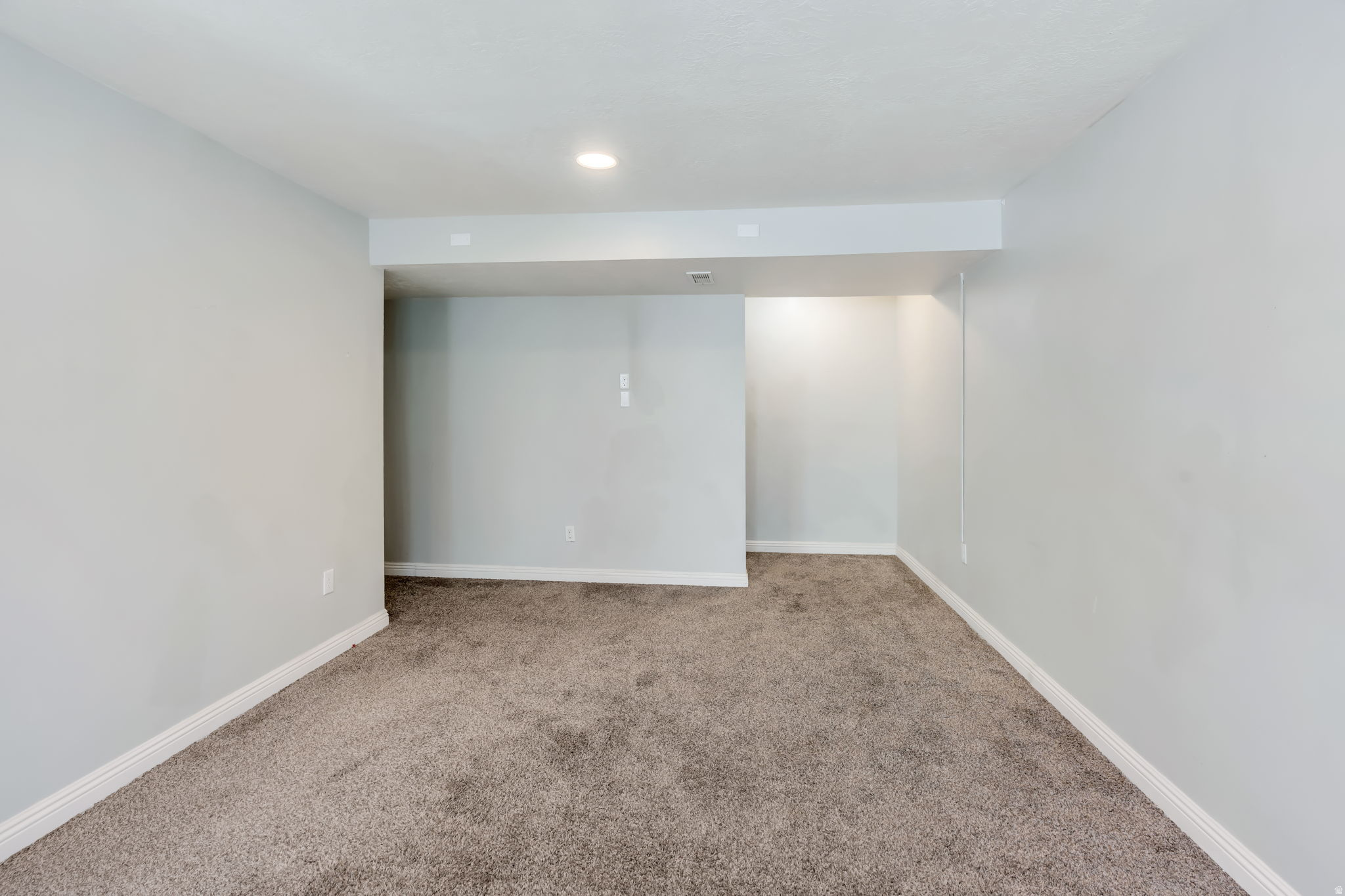 MAPLE MOUNTAIN TOWNH - Residential