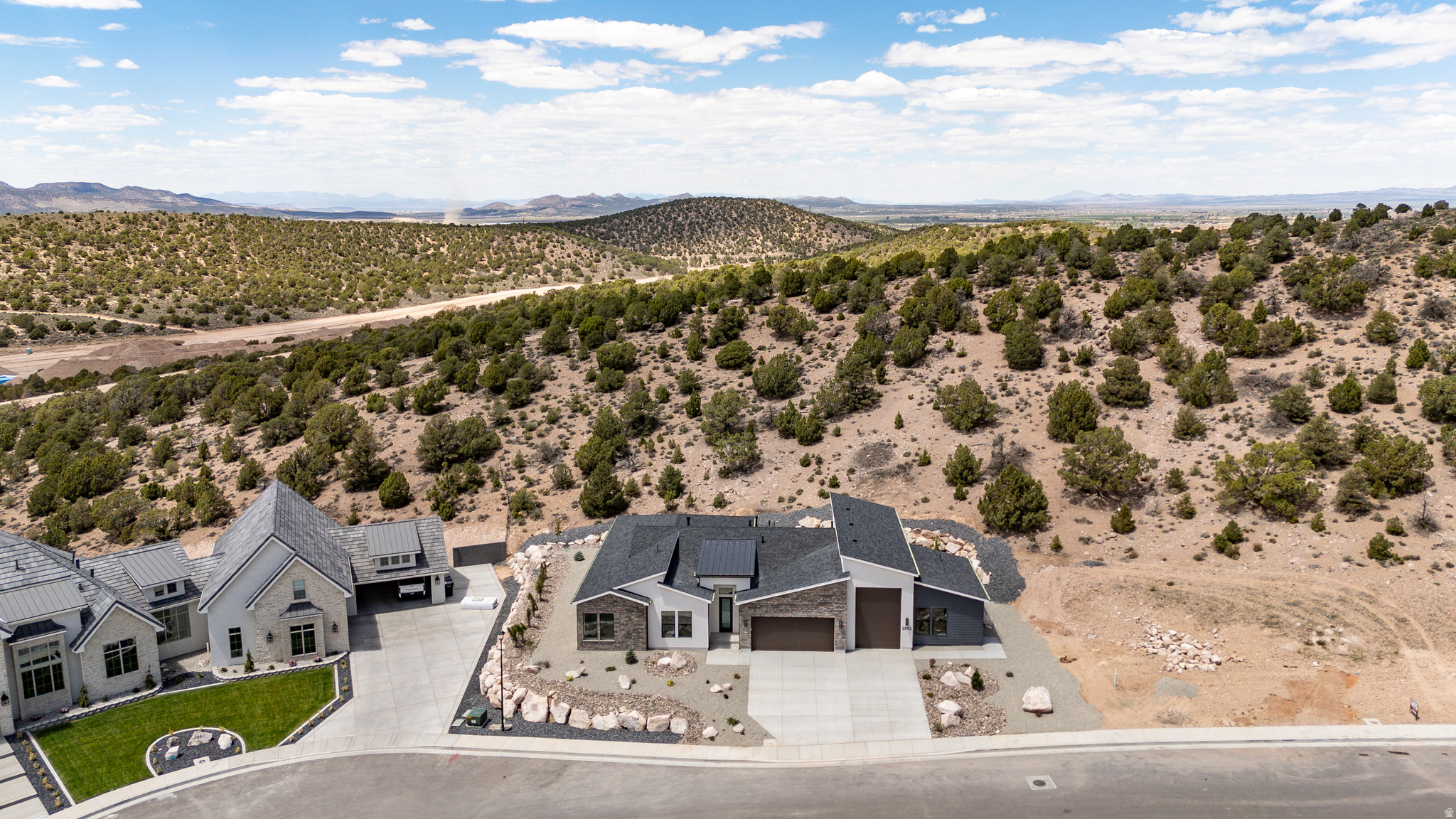 SADDLEBACK RIDGE - Residential