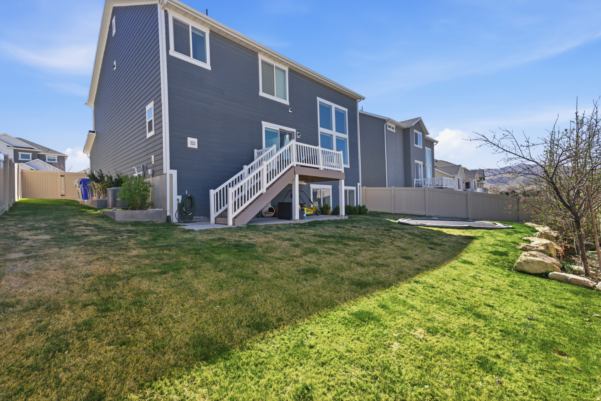 QUAIL HILL AT MT SARATOGA - Residential