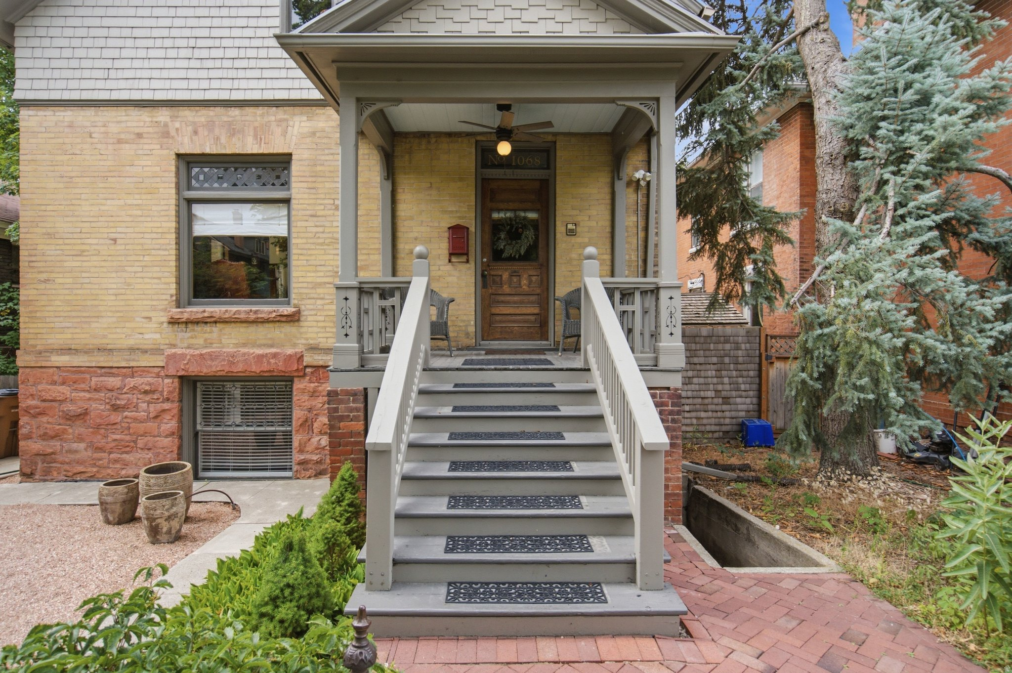 AVENUES - Residential