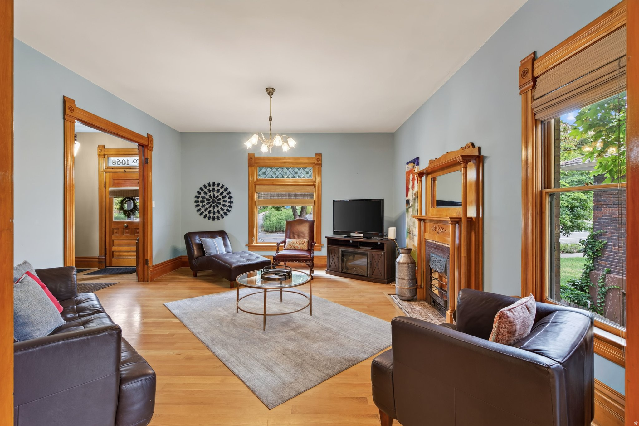 AVENUES - Residential