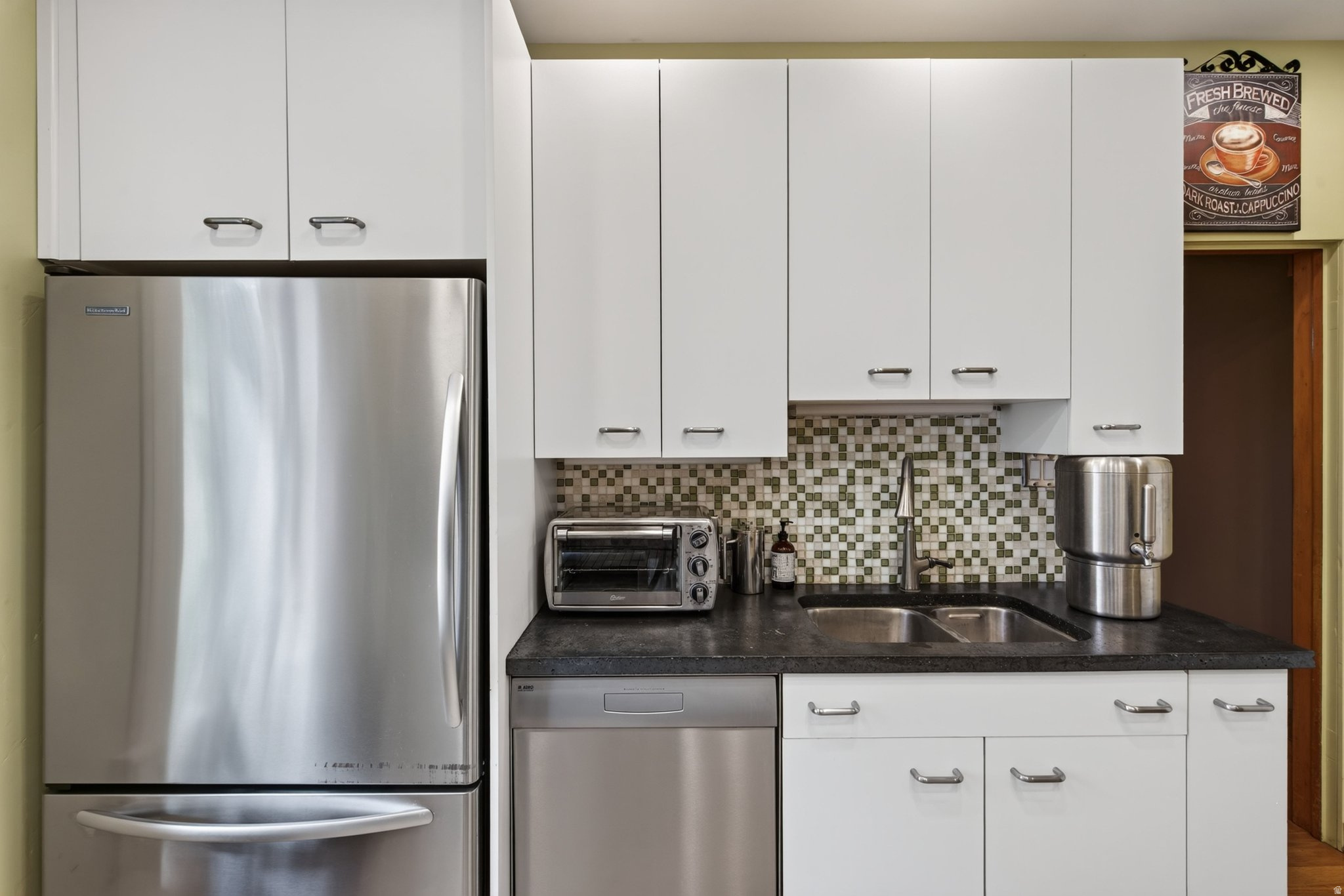 AVENUES - Residential