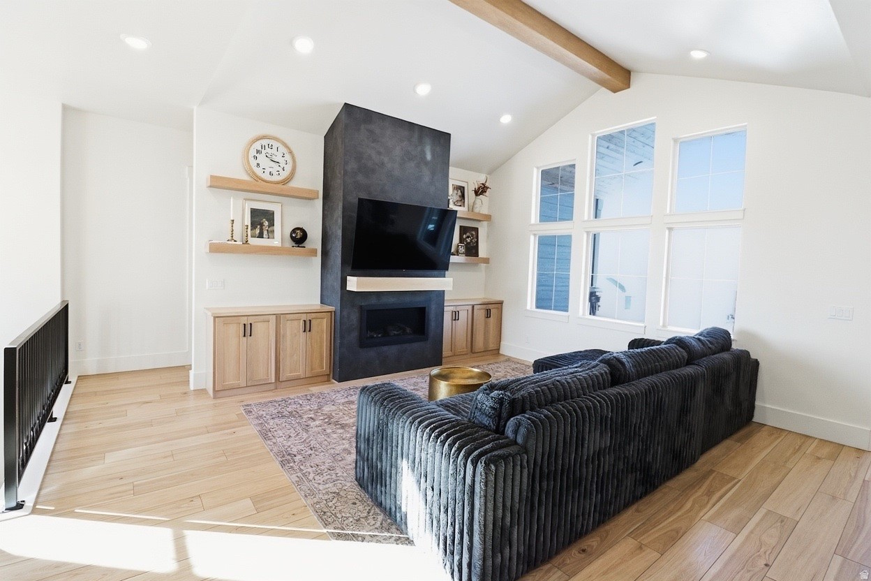 JUNIPER TRAILS - Residential