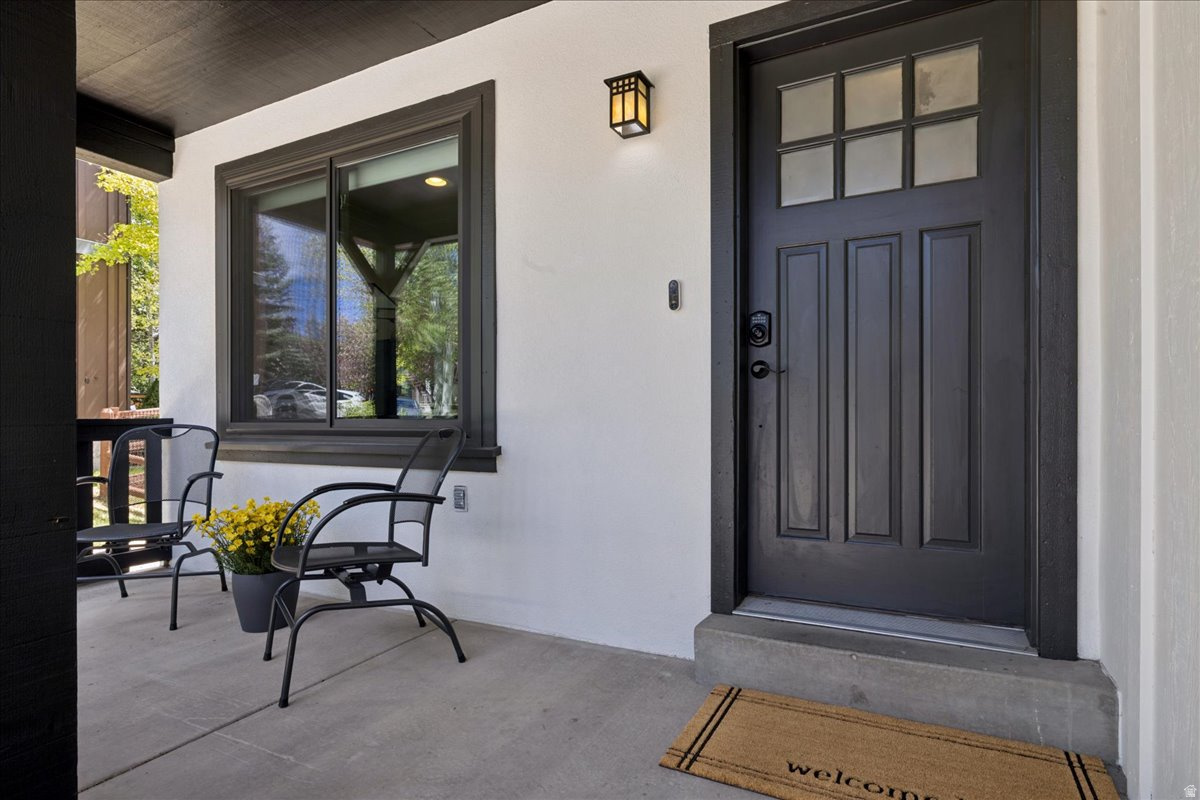 SILVER SUMMIT - Residential