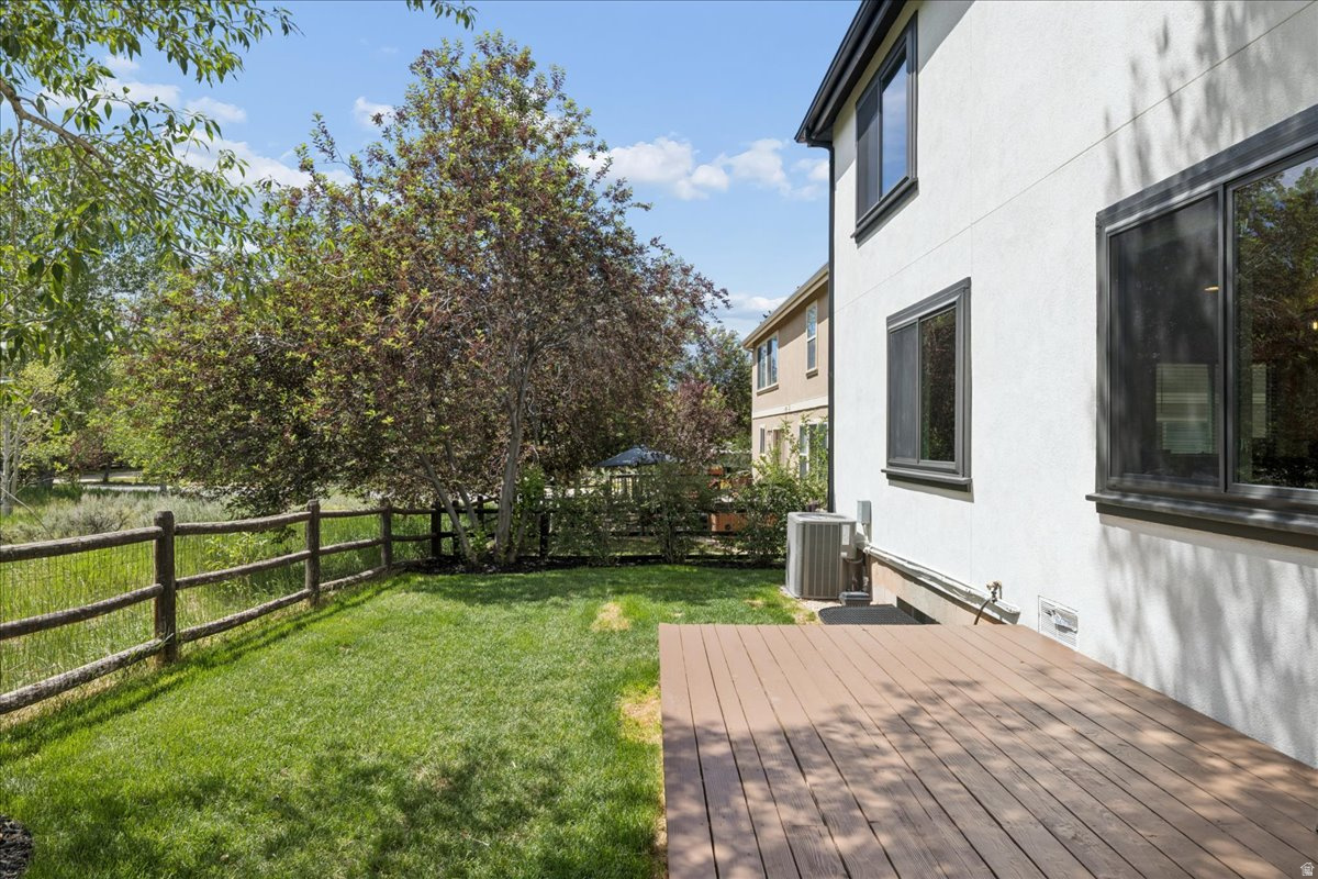 SILVER SUMMIT - Residential