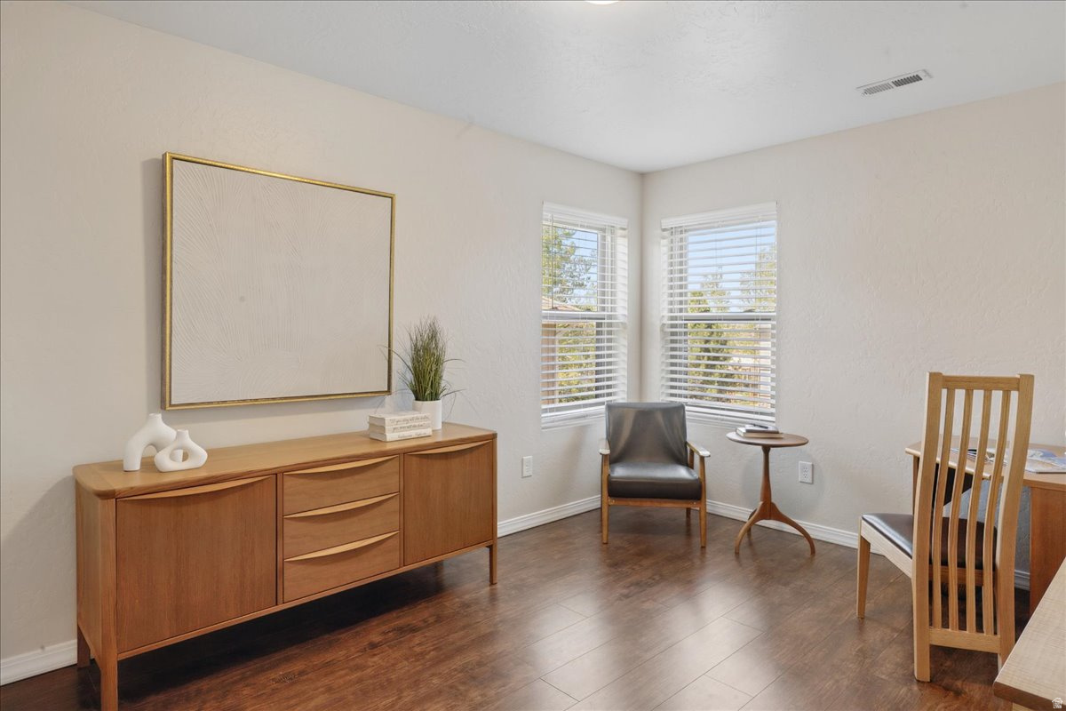 SILVER SUMMIT - Residential