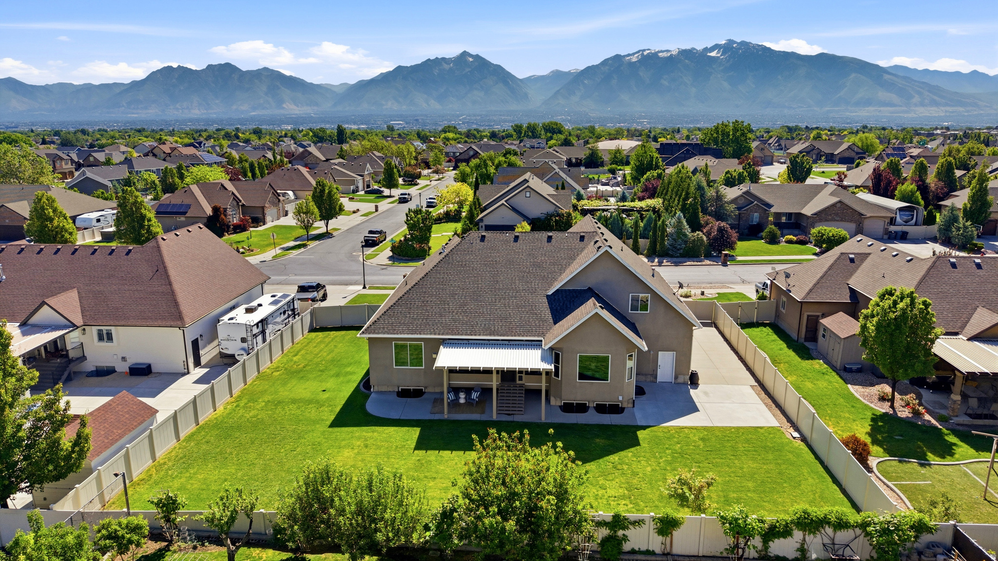 JONES FARMS WEST - Residential