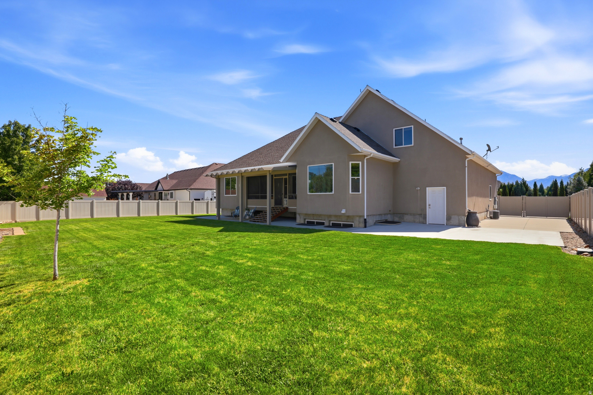 JONES FARMS WEST - Residential