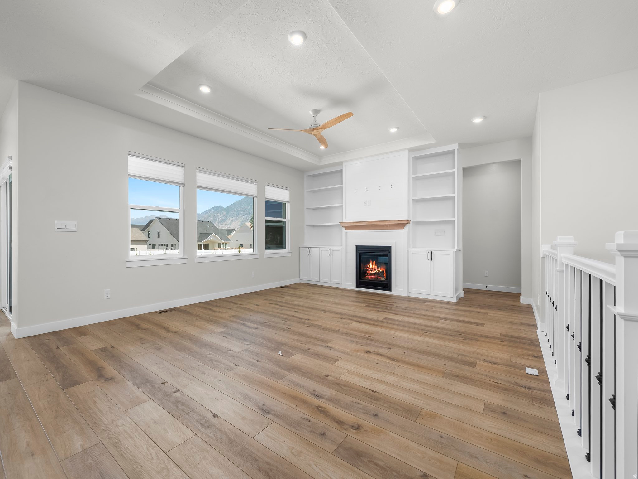 MAPLETON GROVE - Residential