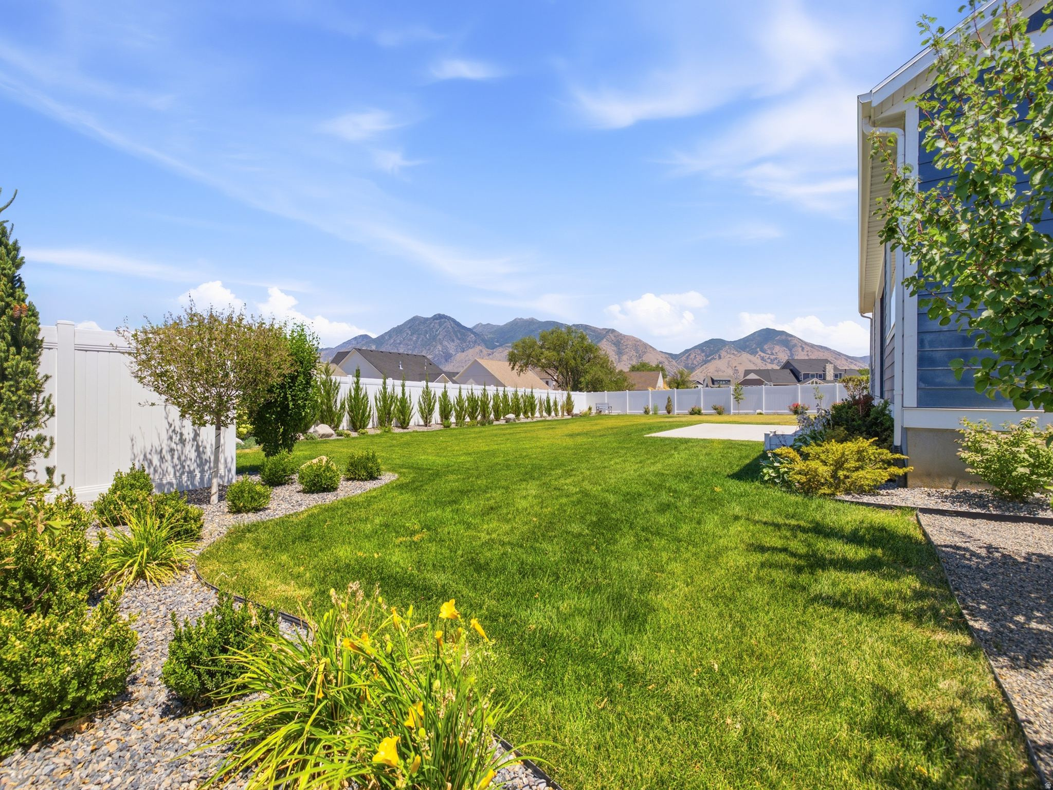 MAPLETON GROVE - Residential