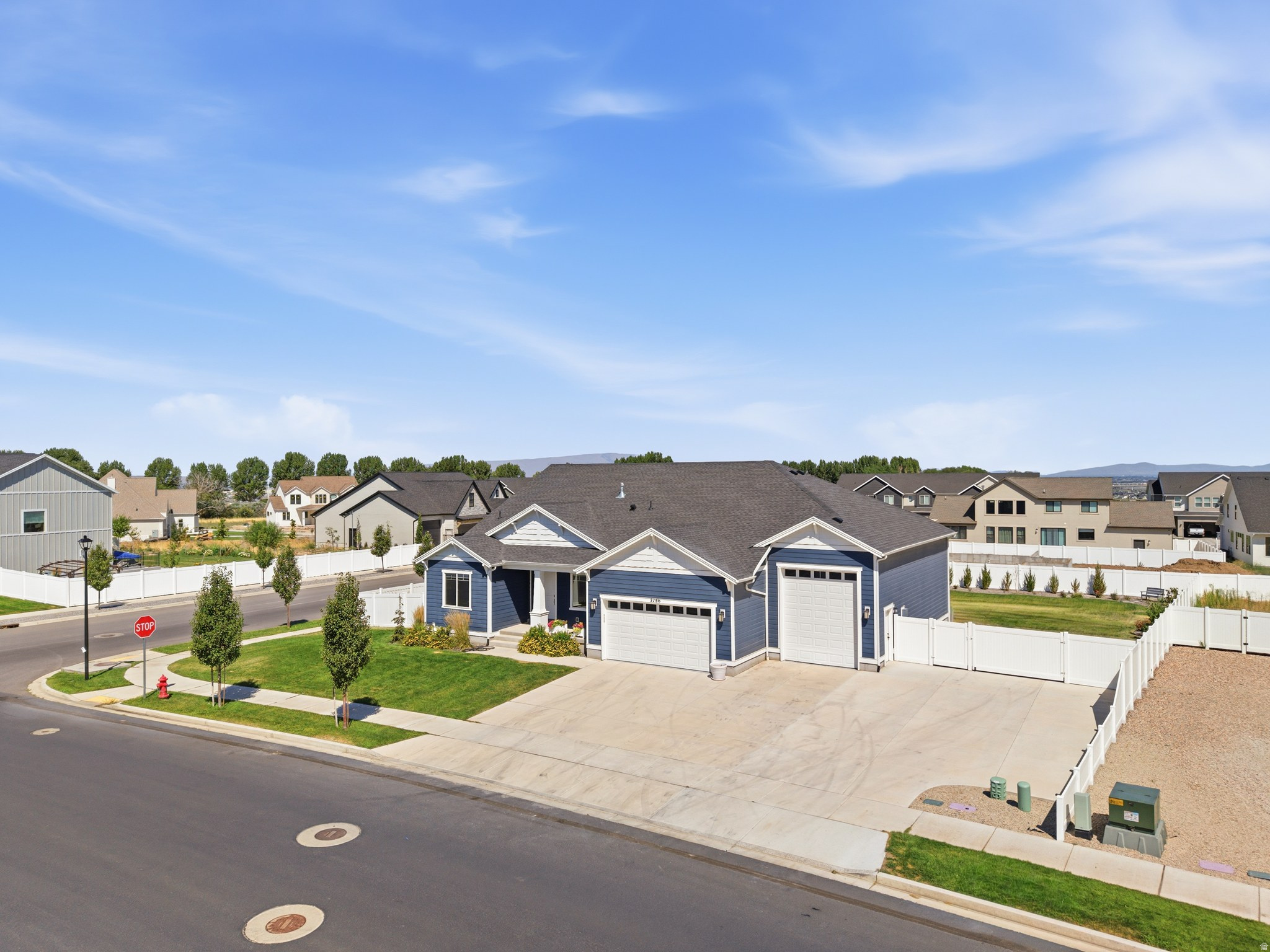 MAPLETON GROVE - Residential