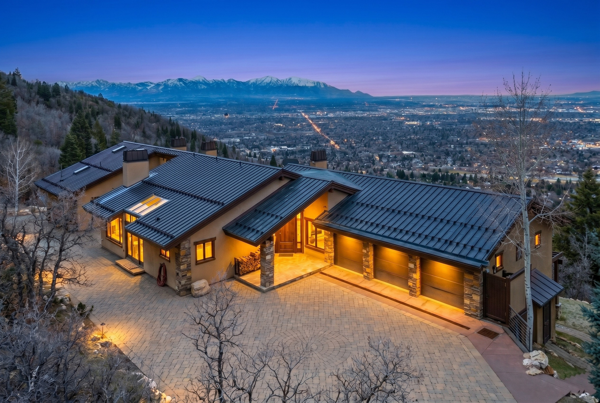 MT. OLYMPUS COVE - Residential