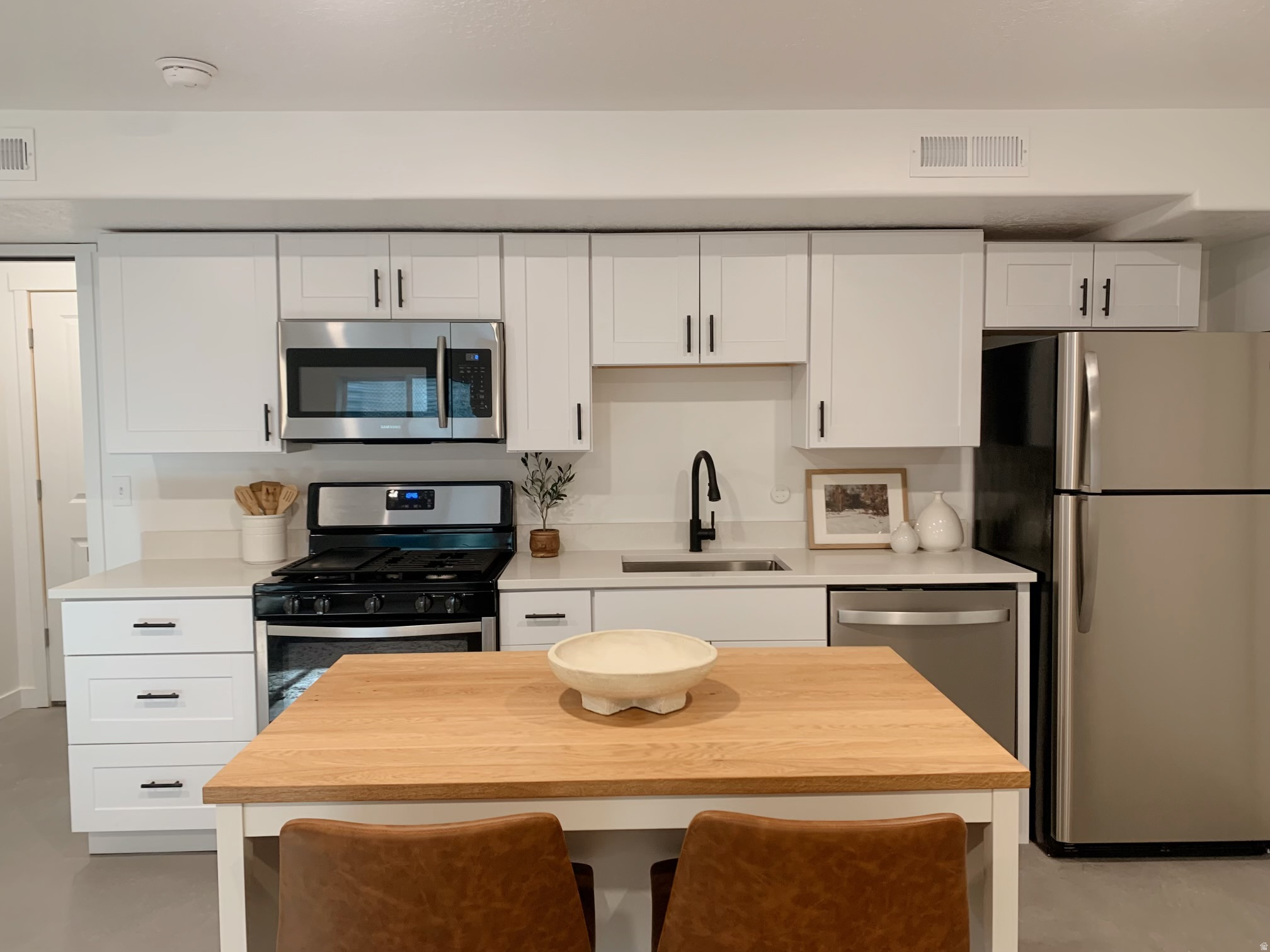 COLD SPRING RANCH - Residential