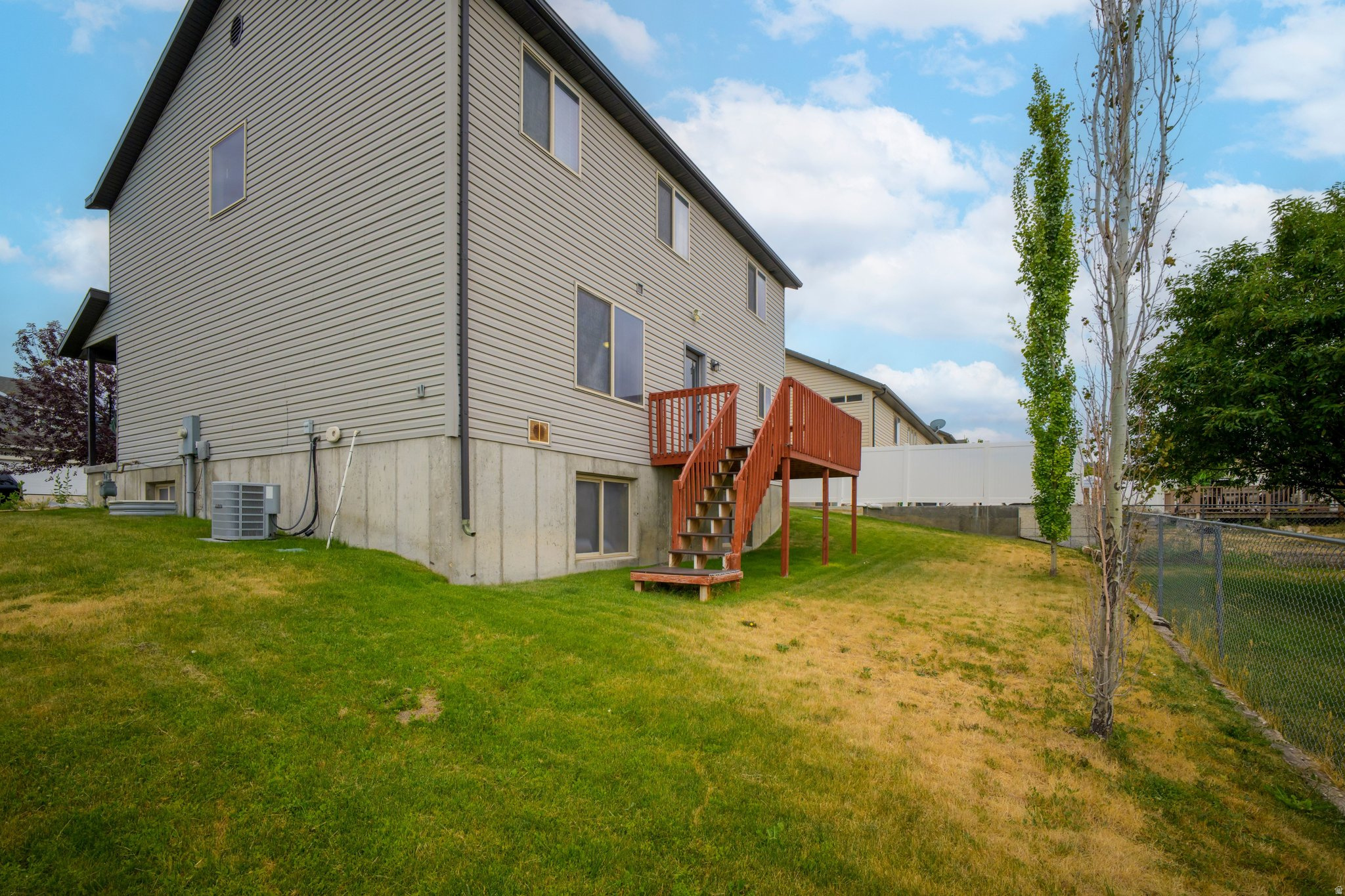 WEST  POINT MEADOWS - Residential
