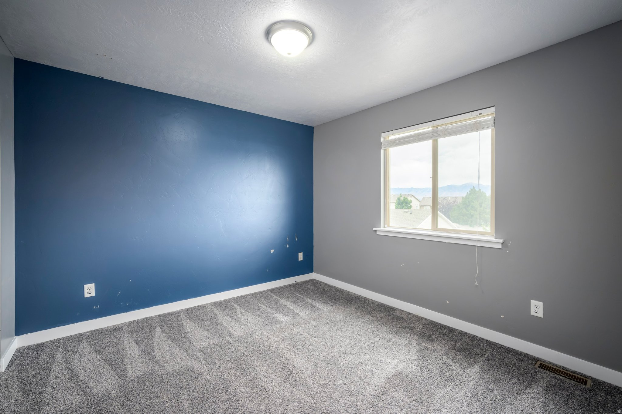 WEST  POINT MEADOWS - Residential