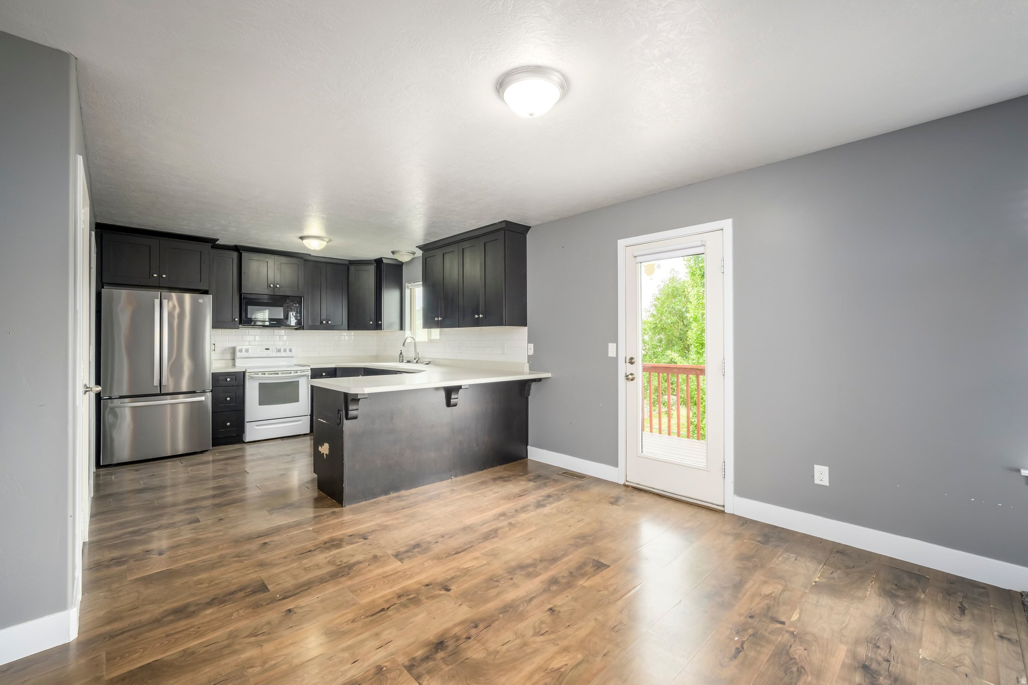 WEST  POINT MEADOWS - Residential