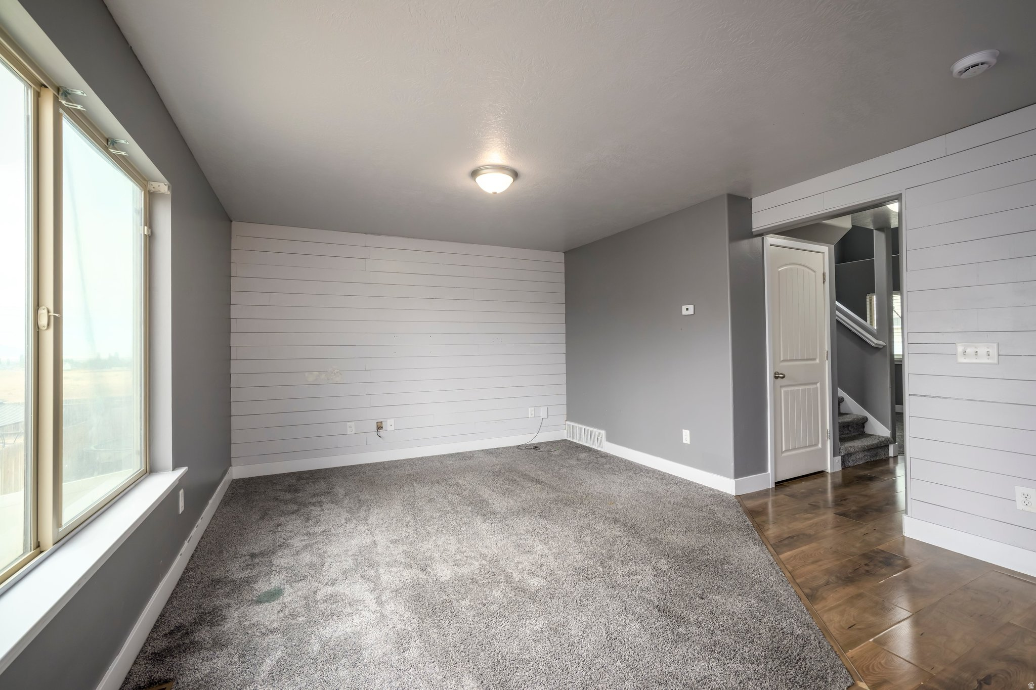 WEST  POINT MEADOWS - Residential