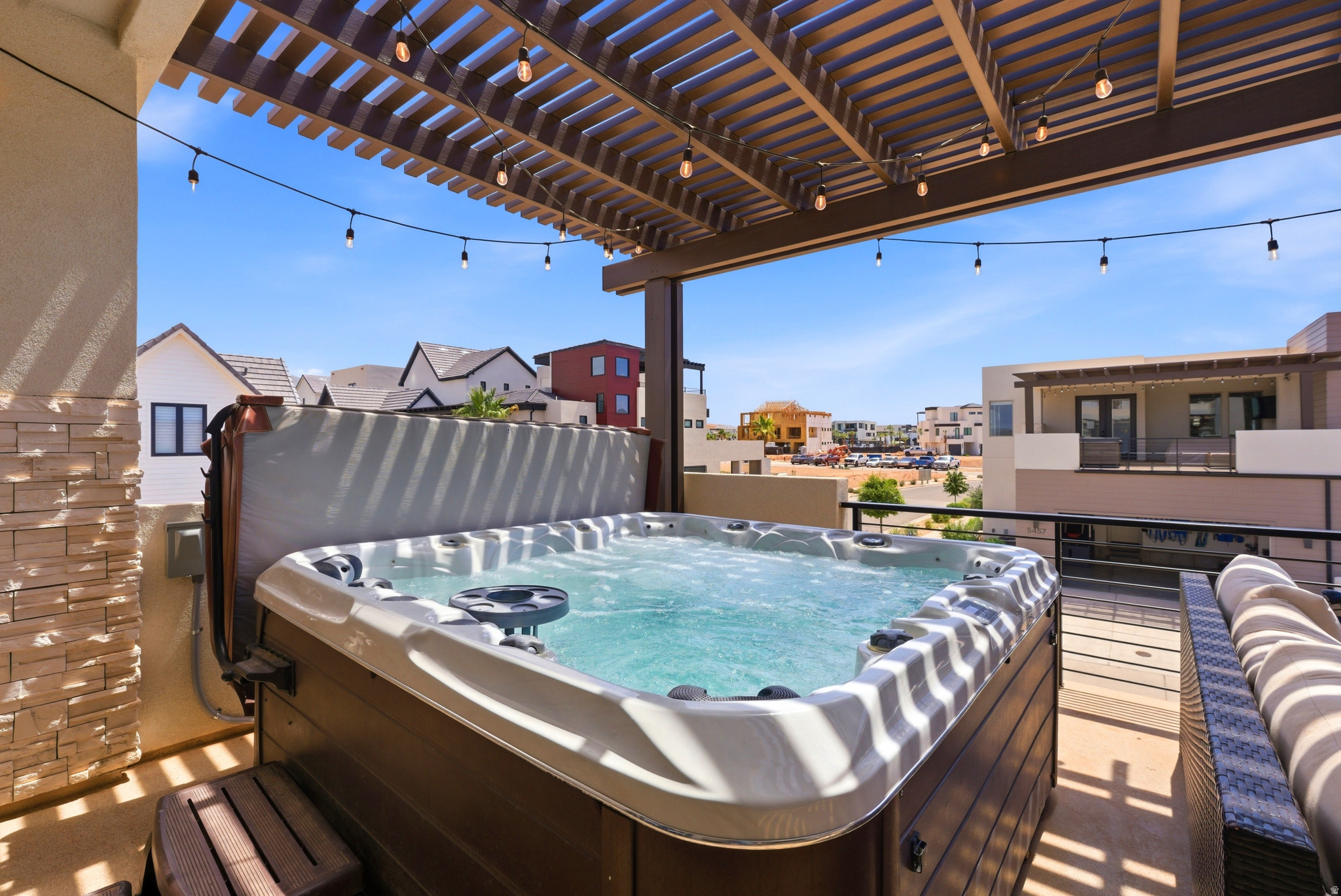 DESERT COLOR RESORT - Residential