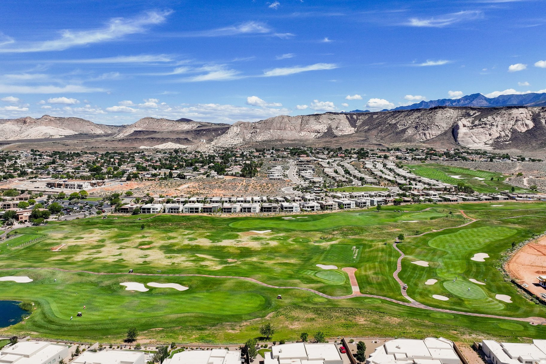 LEDGES OF SG THE FAIRWAYS - Residential