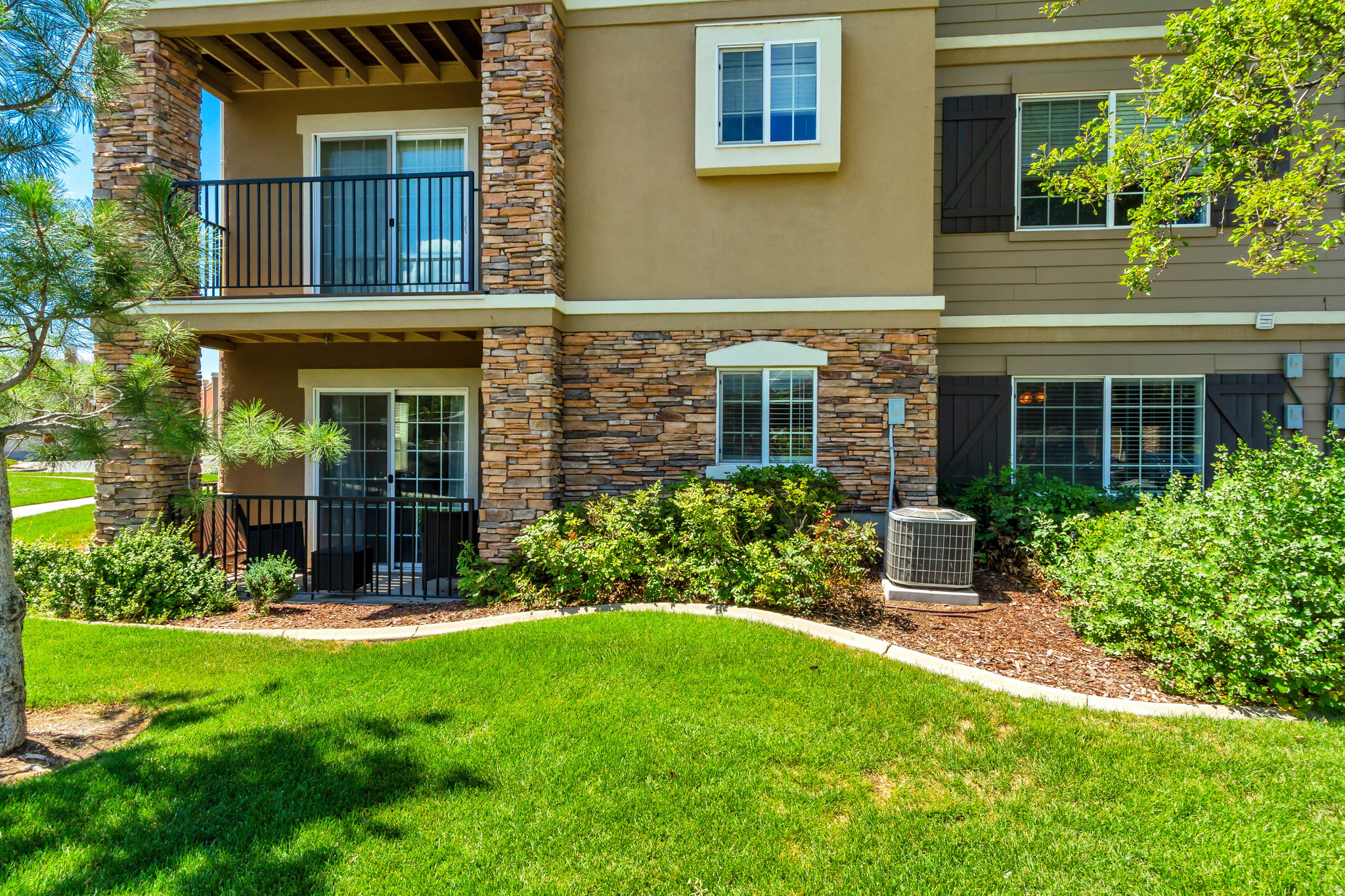 DRAPER PEAKS - Residential