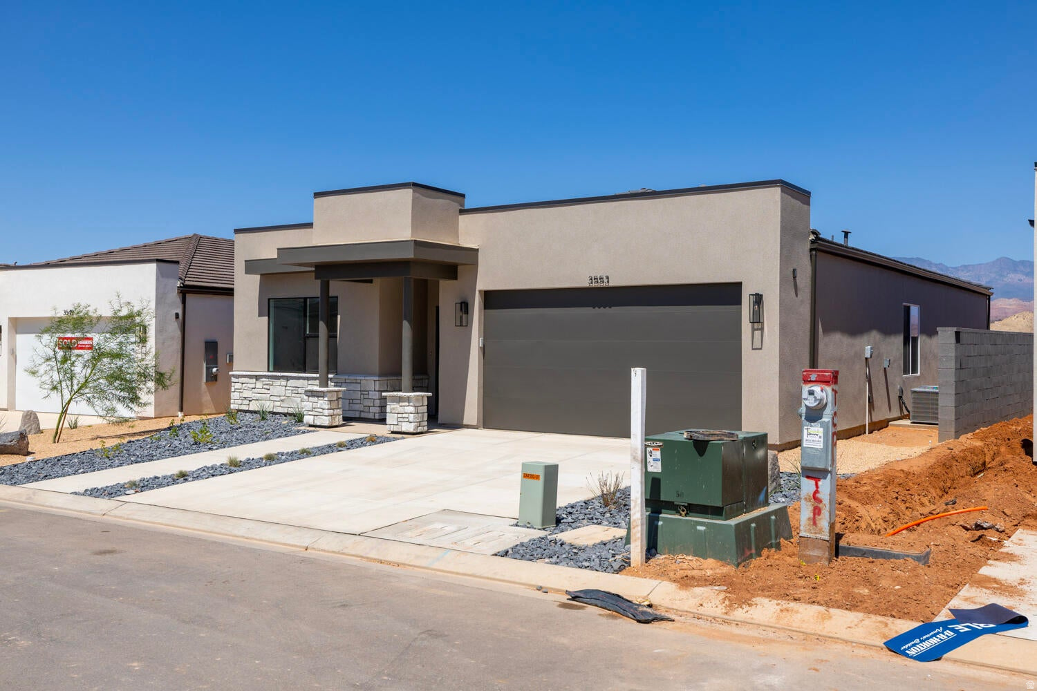 LONG VALLEY - Residential