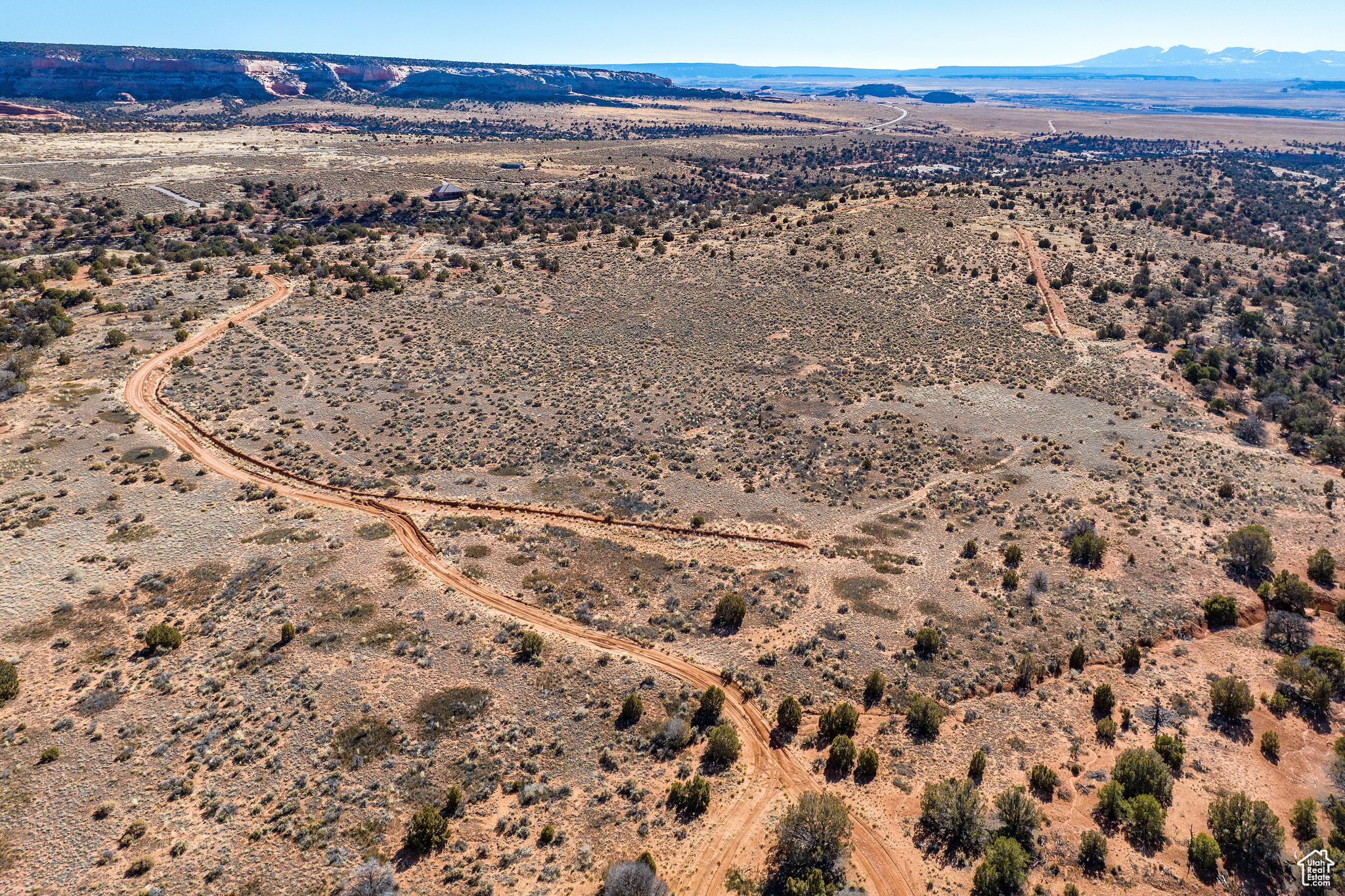 WILSON ARCH RESORT - Land