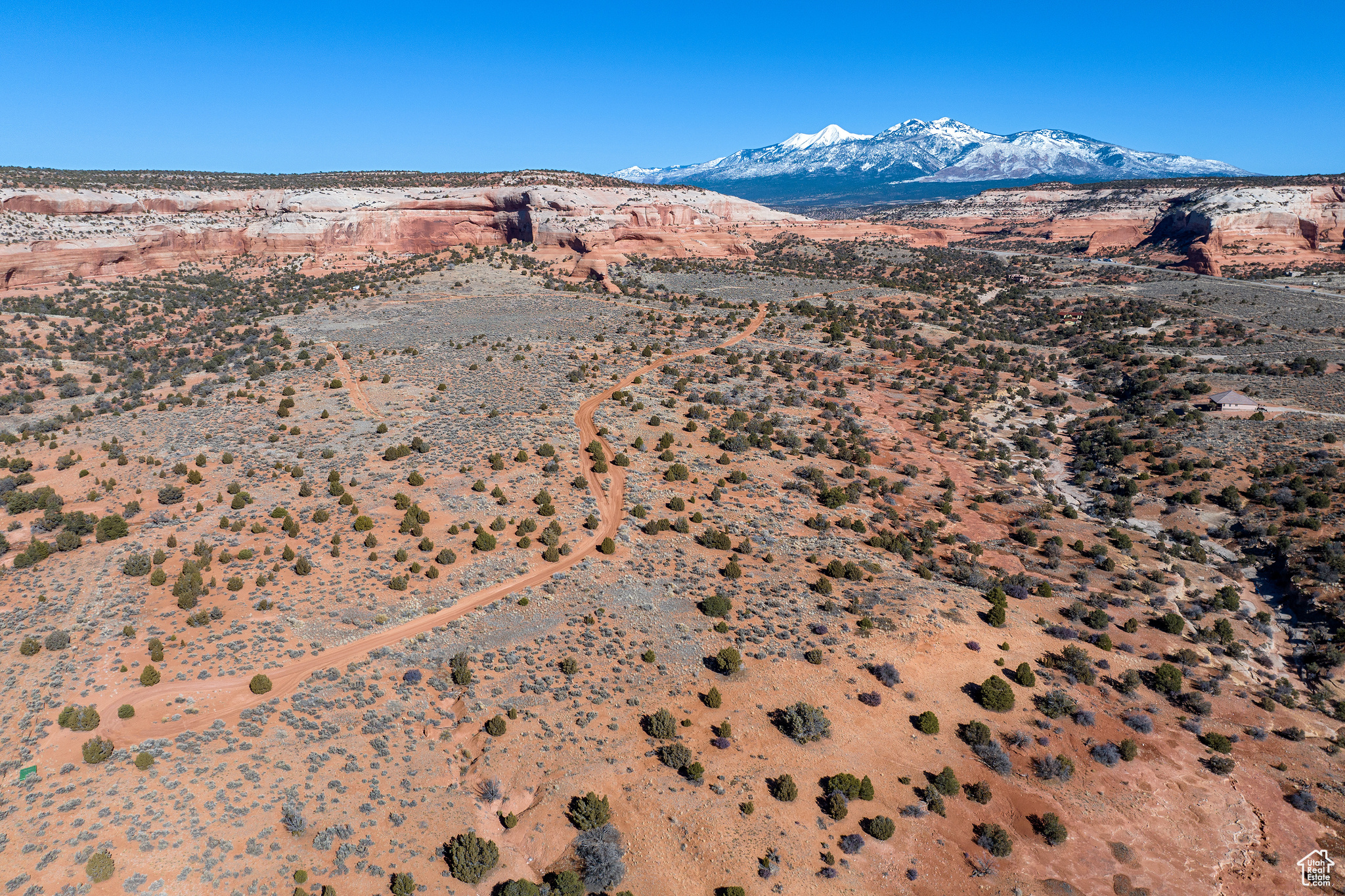 WILSON ARCH RESORT - Land