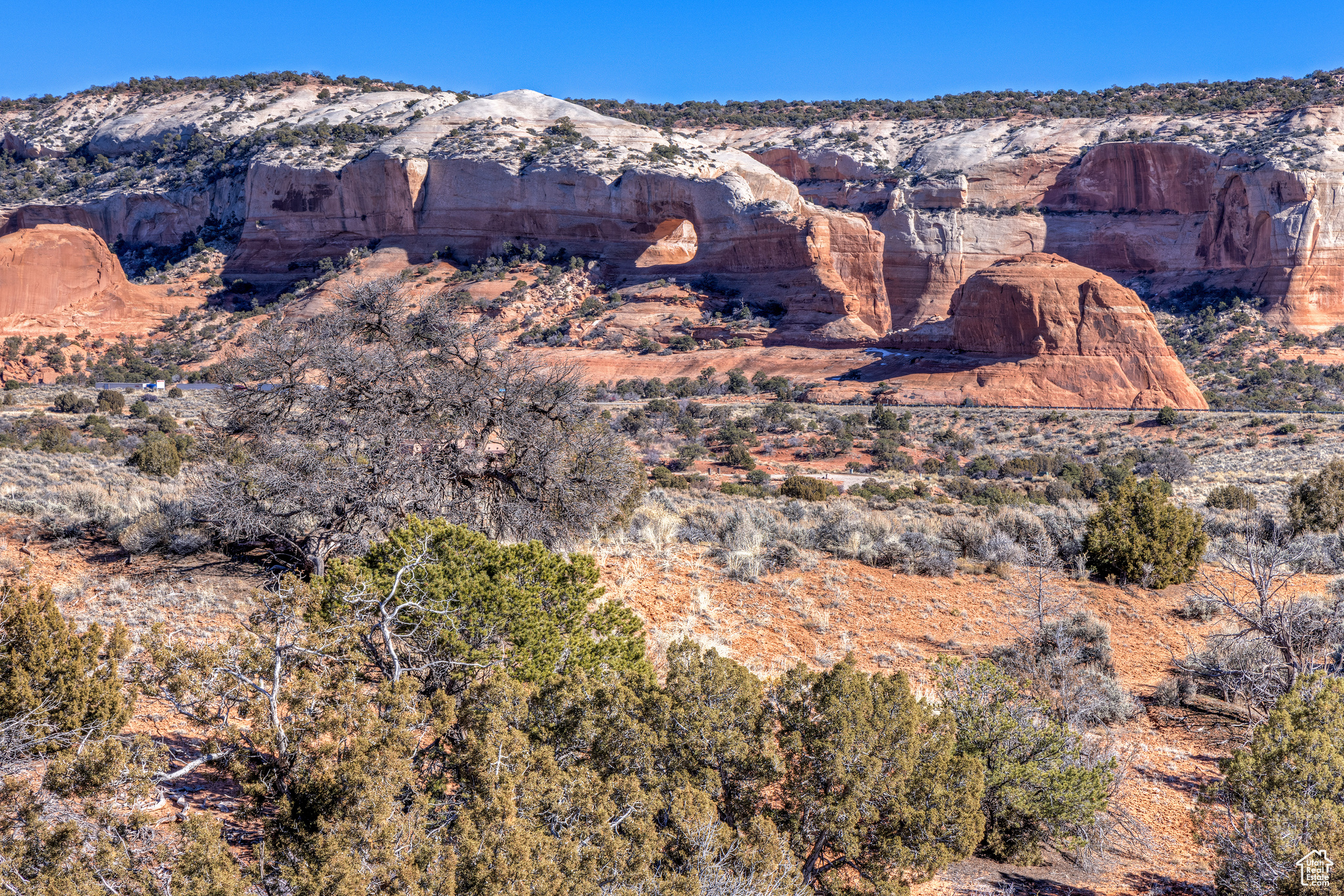 WILSON ARCH RESORT - Land