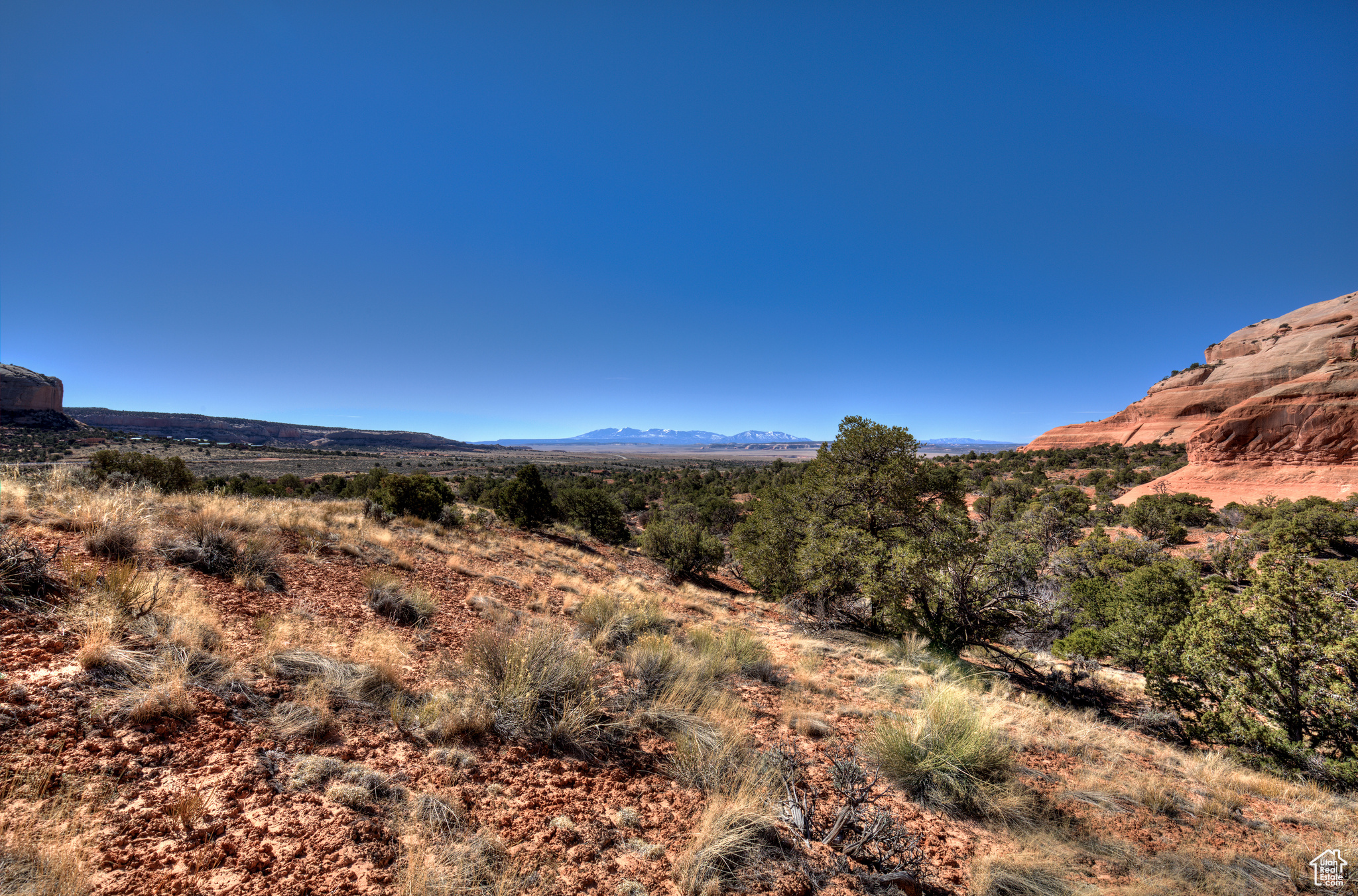 WILSON ARCH RESORT - Land