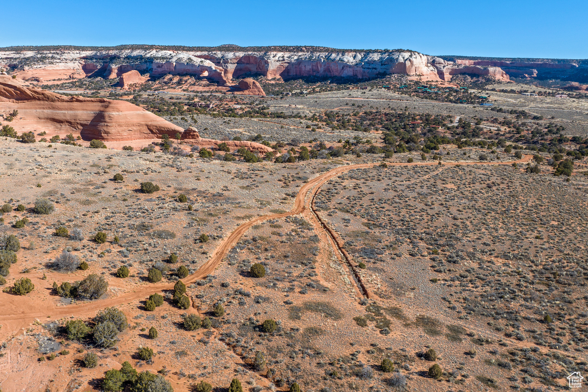 WILSON ARCH RESORT - Land