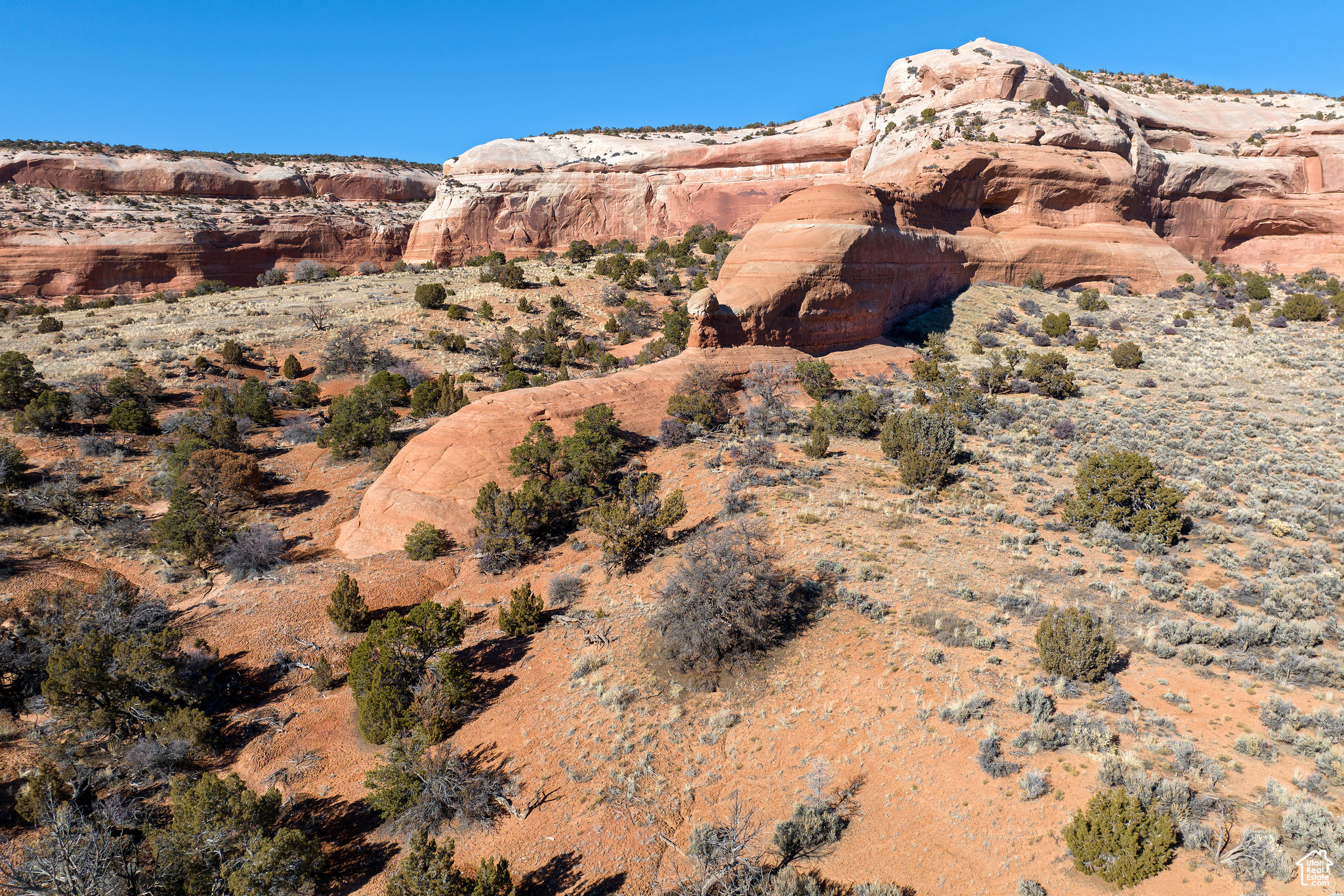 WILSON ARCH RESORT - Land