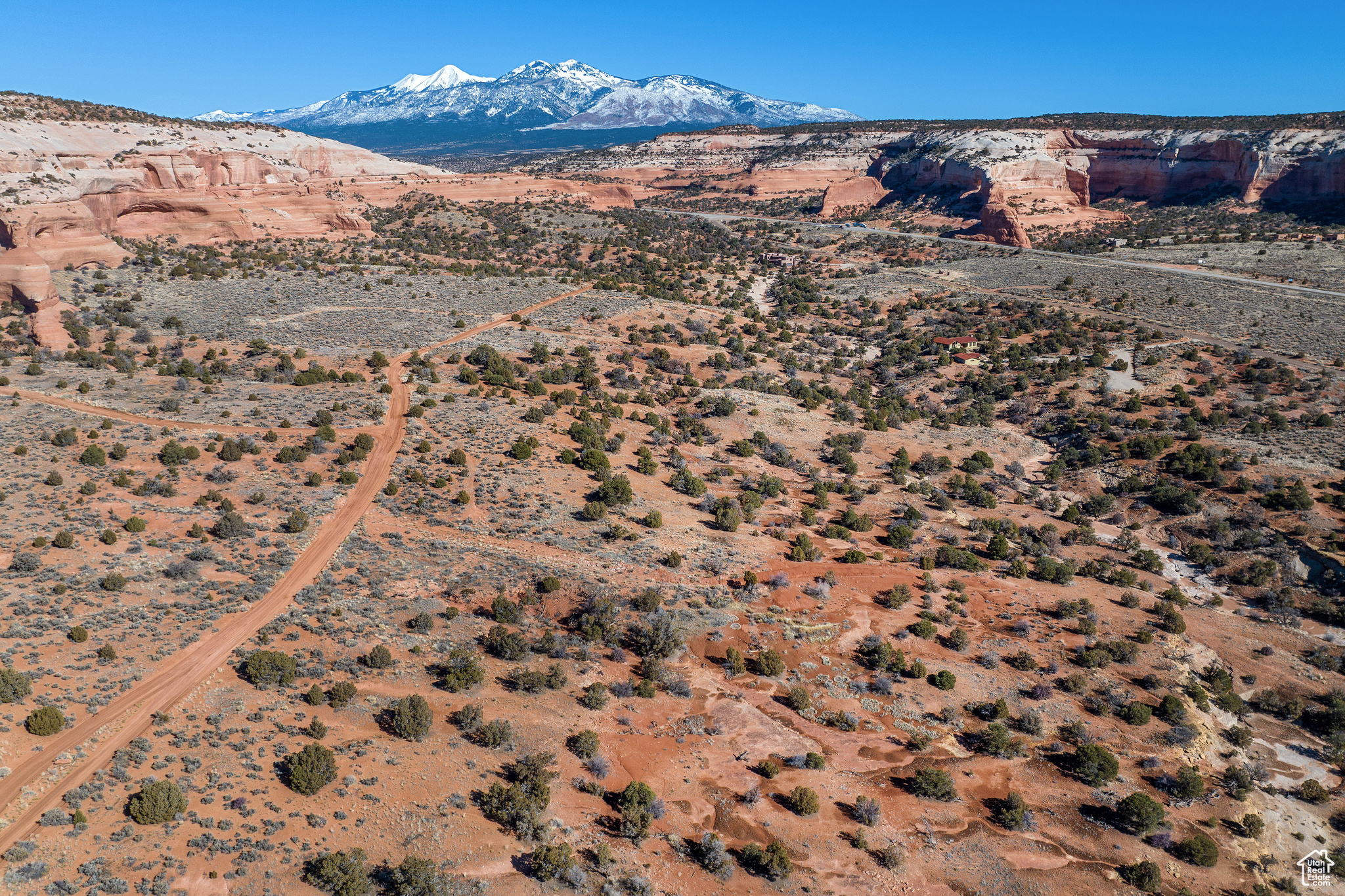 WILSON ARCH RESORT - Land
