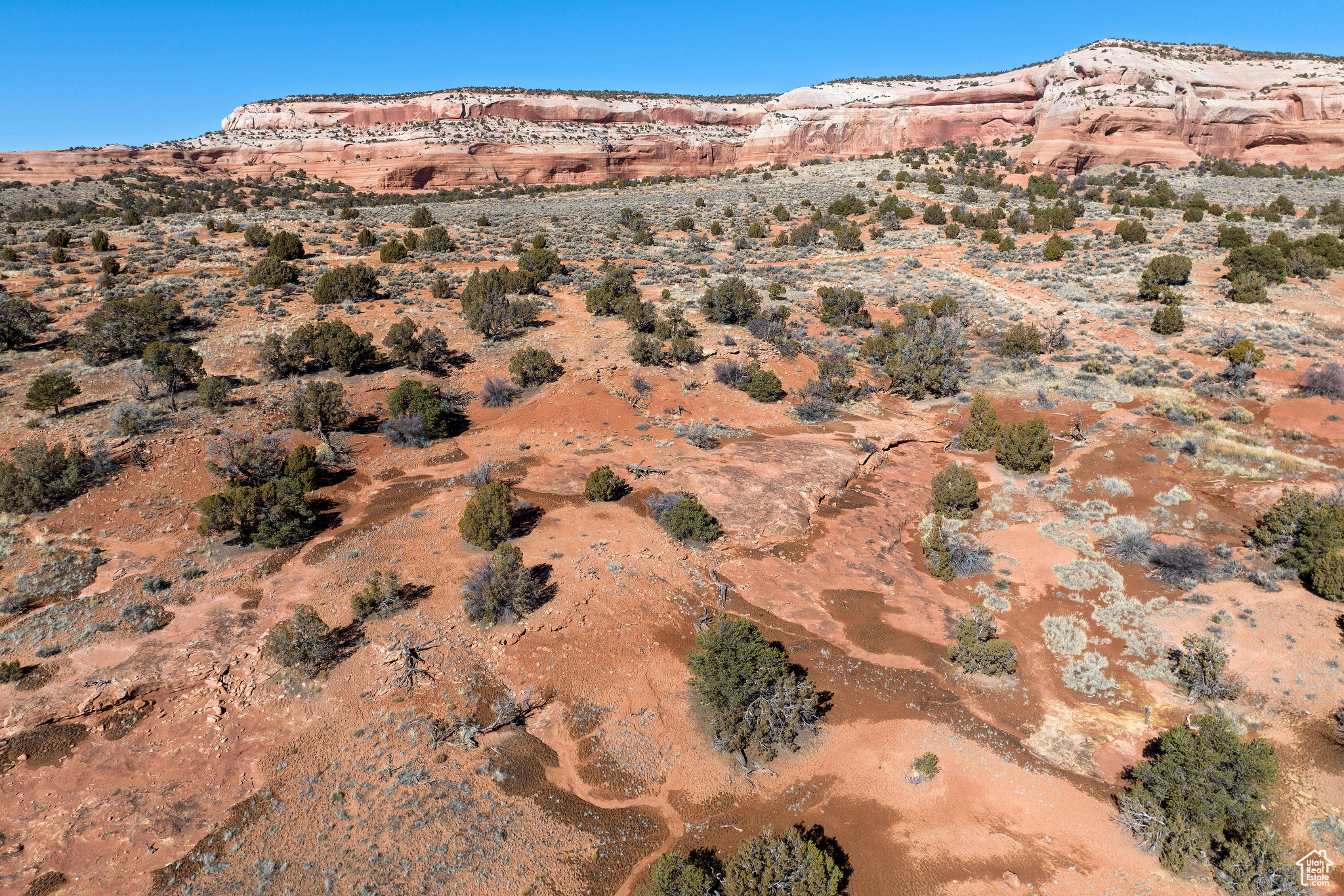 WILSON ARCH RESORT - Land