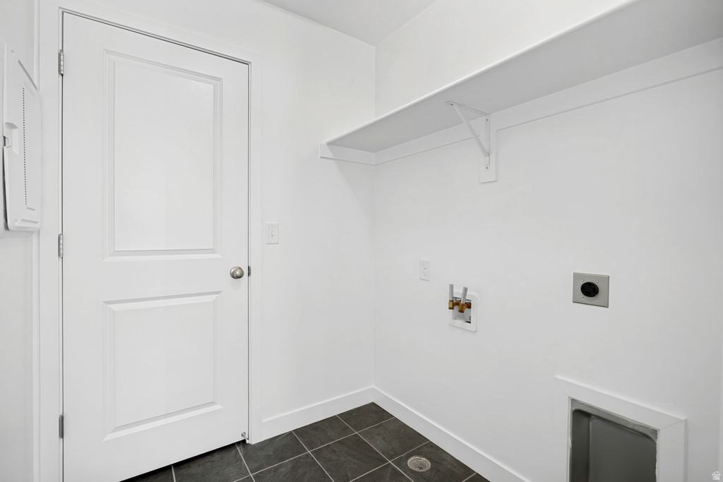 MEADOWBROOK - Residential