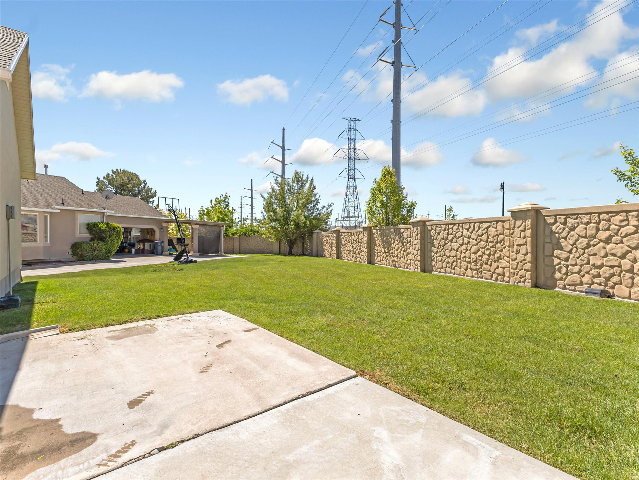 VILLAGES - Residential