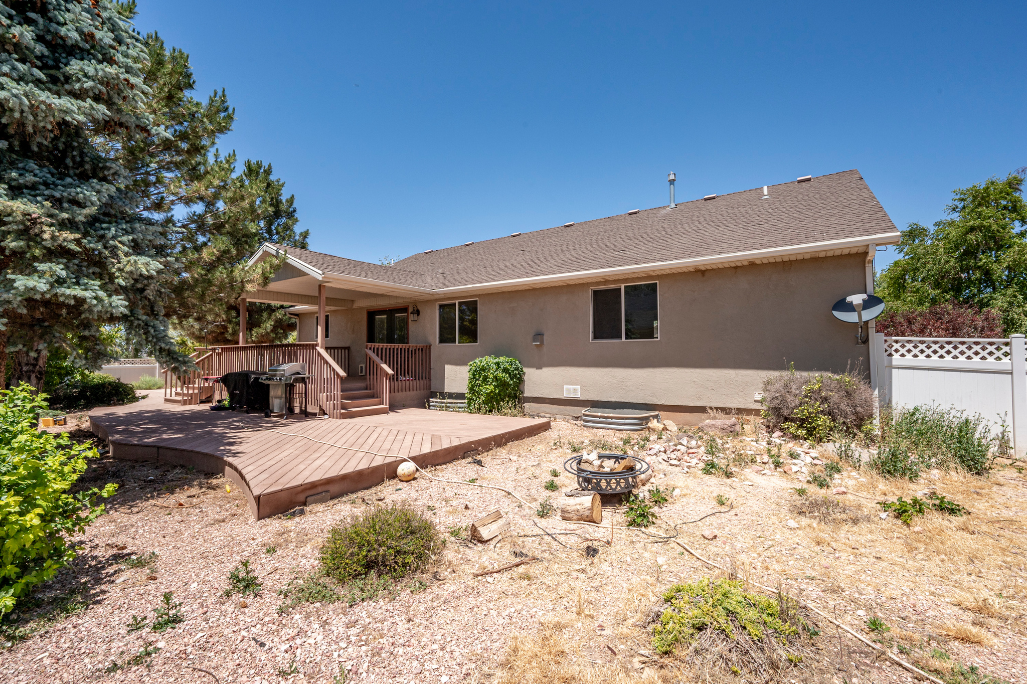 EQUESTRIAN POINTE SUBDIVISION - Residential