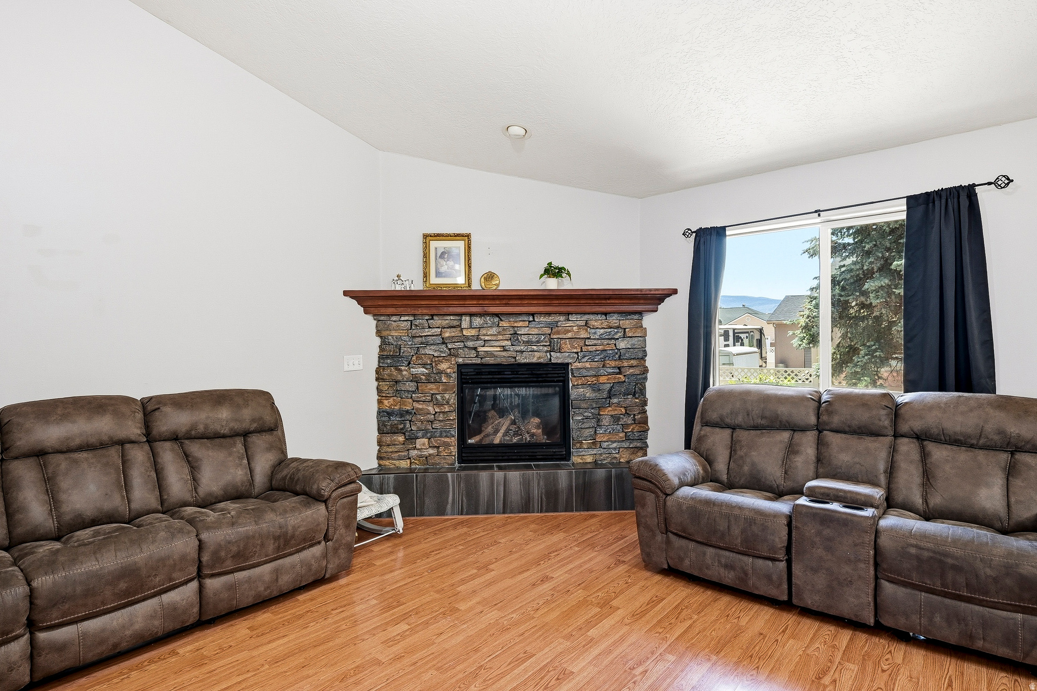EQUESTRIAN POINTE SUBDIVISION - Residential