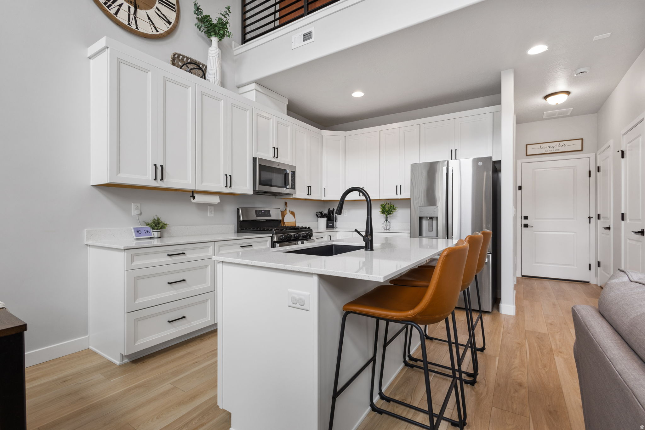 SALT POINT - Residential