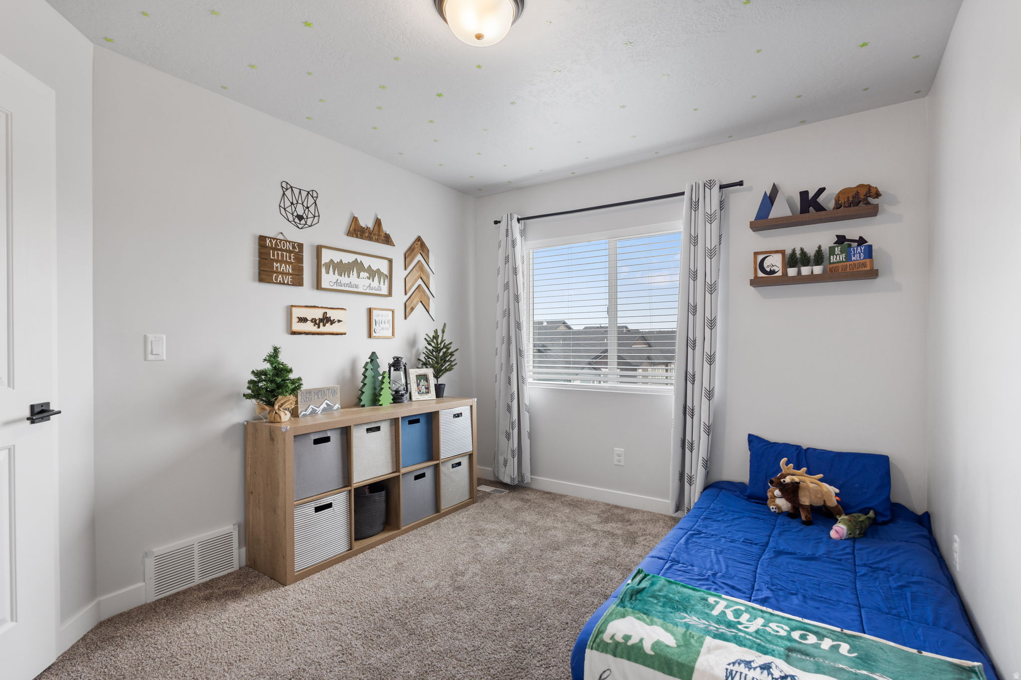 SALT POINT - Residential